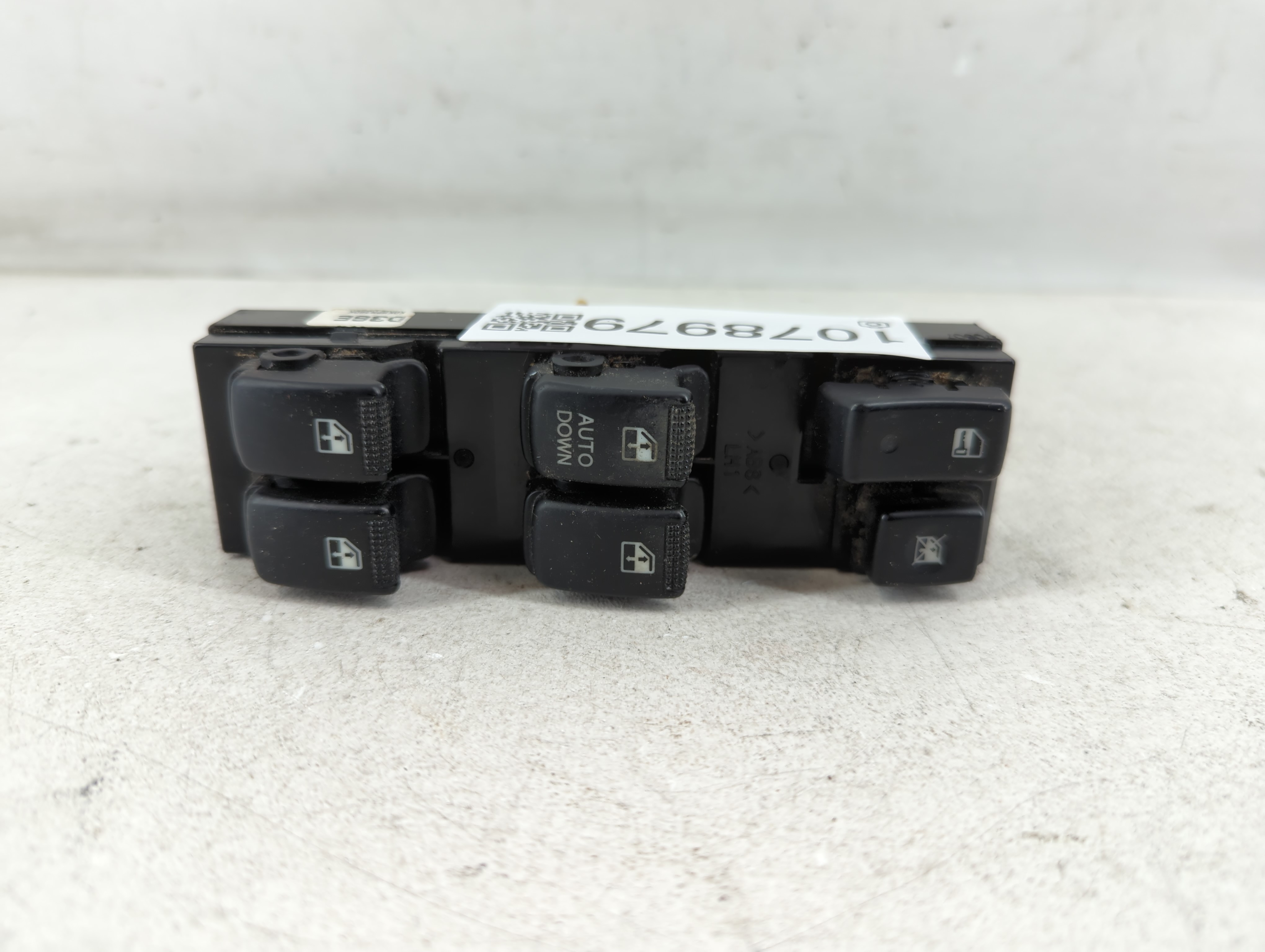 2010-2011 Kia Rio Driver Left Door Master Power Window Switch D36e 1078979 - Oemusedautoparts1.com