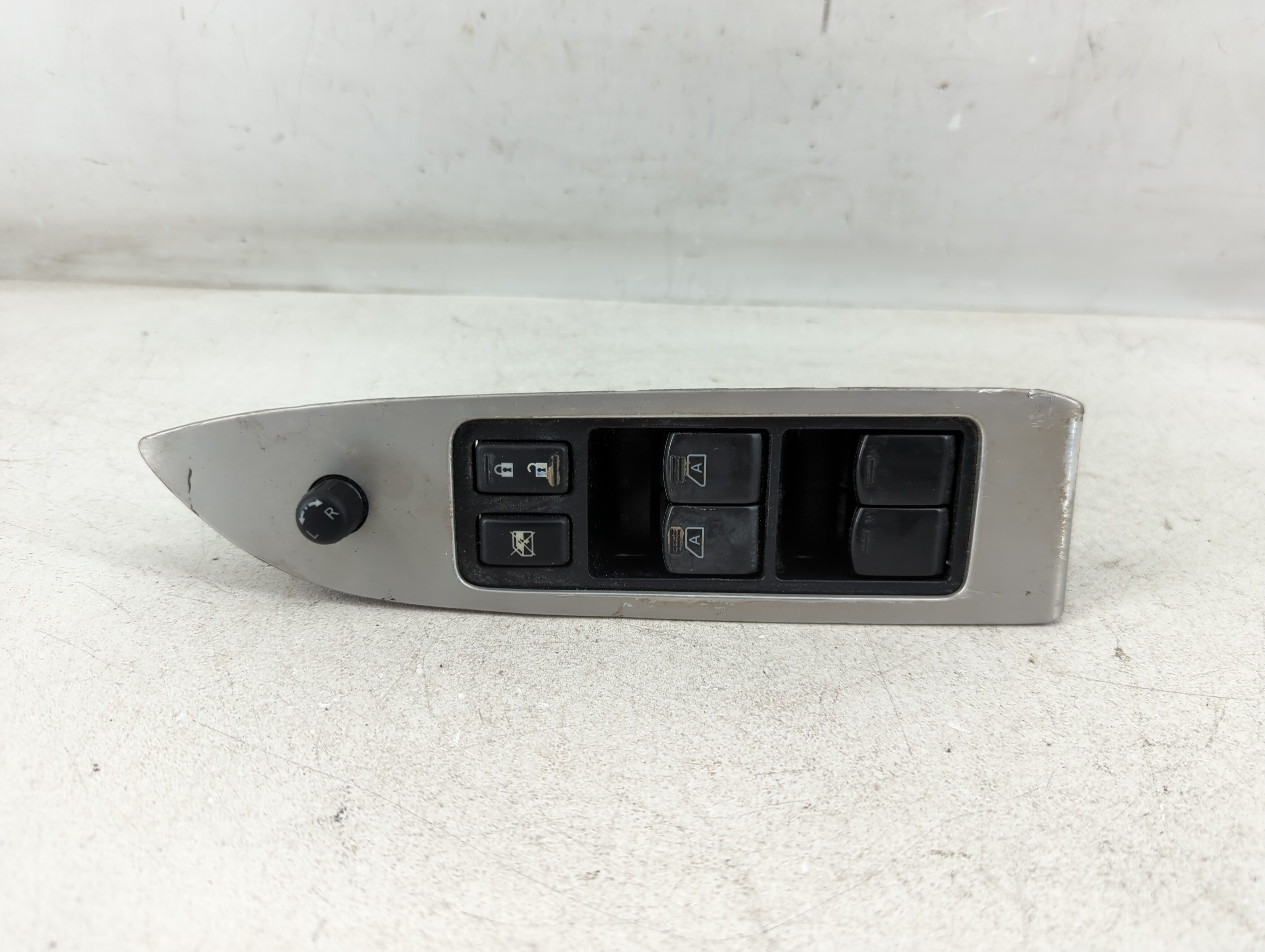2009-2014 Nissan Murano Driver Left Door Master Power Window Switch 1079001 - Oemusedautoparts1.com