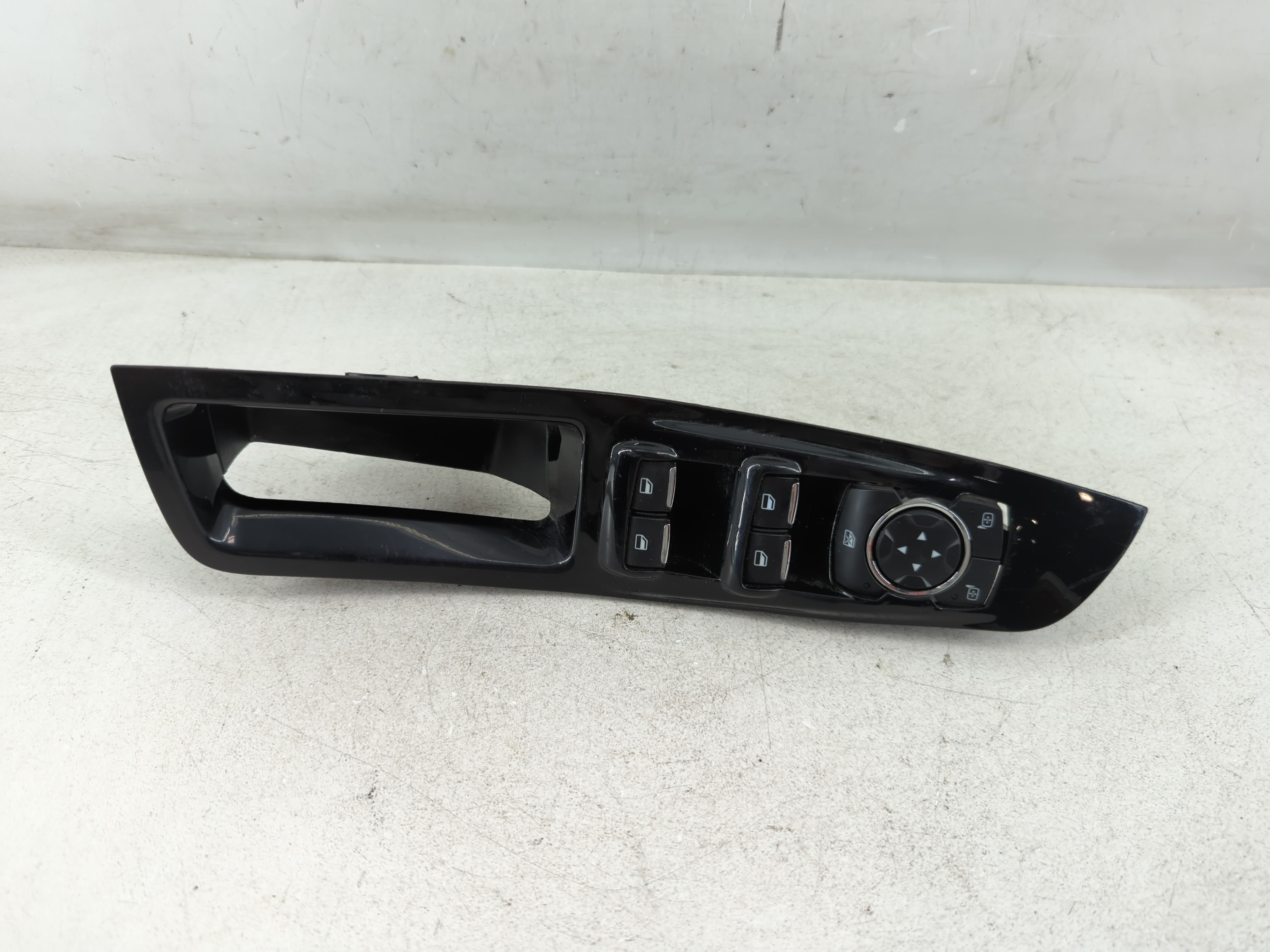 2015-2016 Ford Edge Driver Left Door Master Power Window Switch 1079012 - Oemusedautoparts1.com