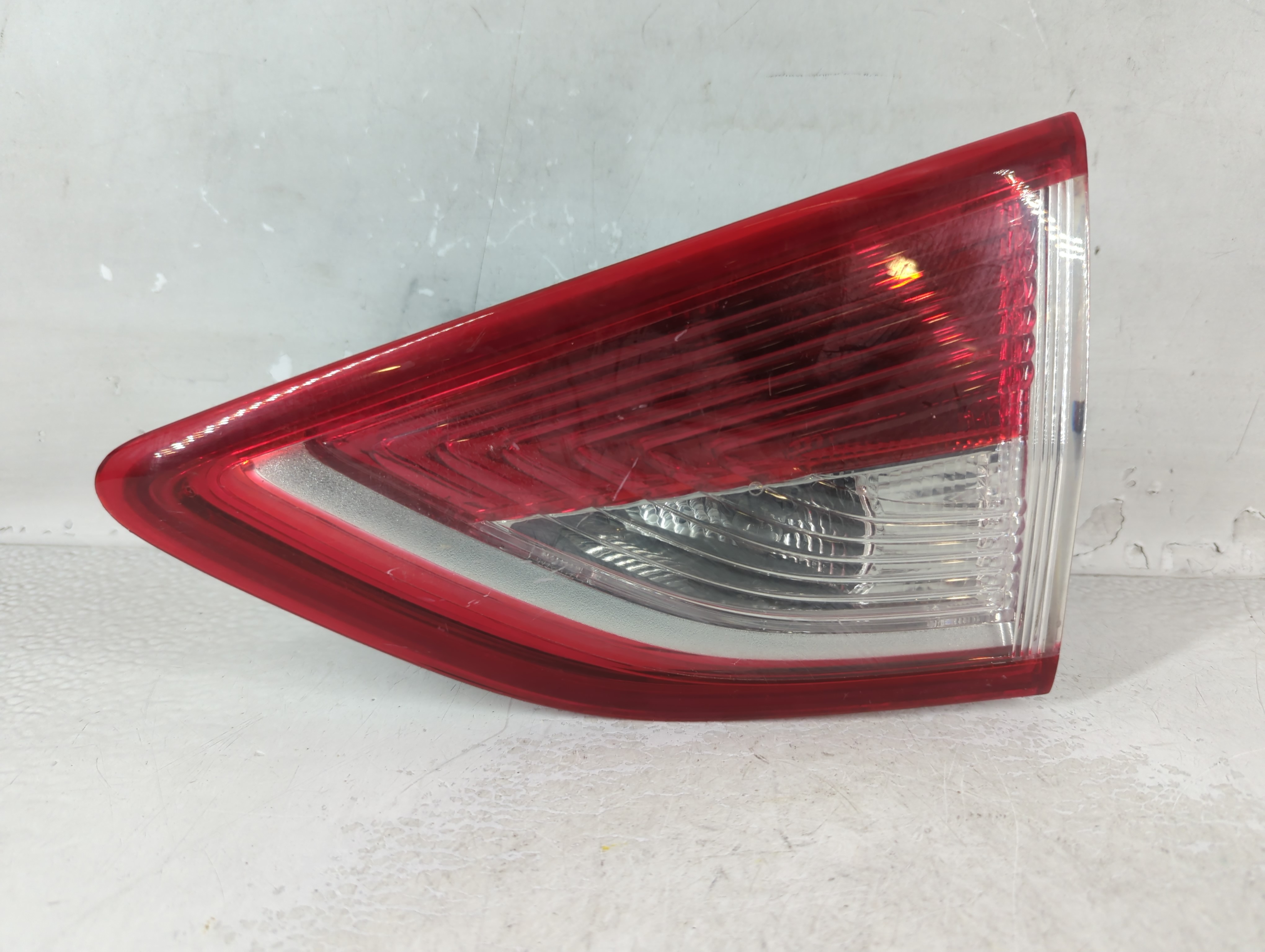 2013-2016 Ford Escape Passenger Right Side Tail Light Taillight Oem 1079035 - Oemusedautoparts1.com