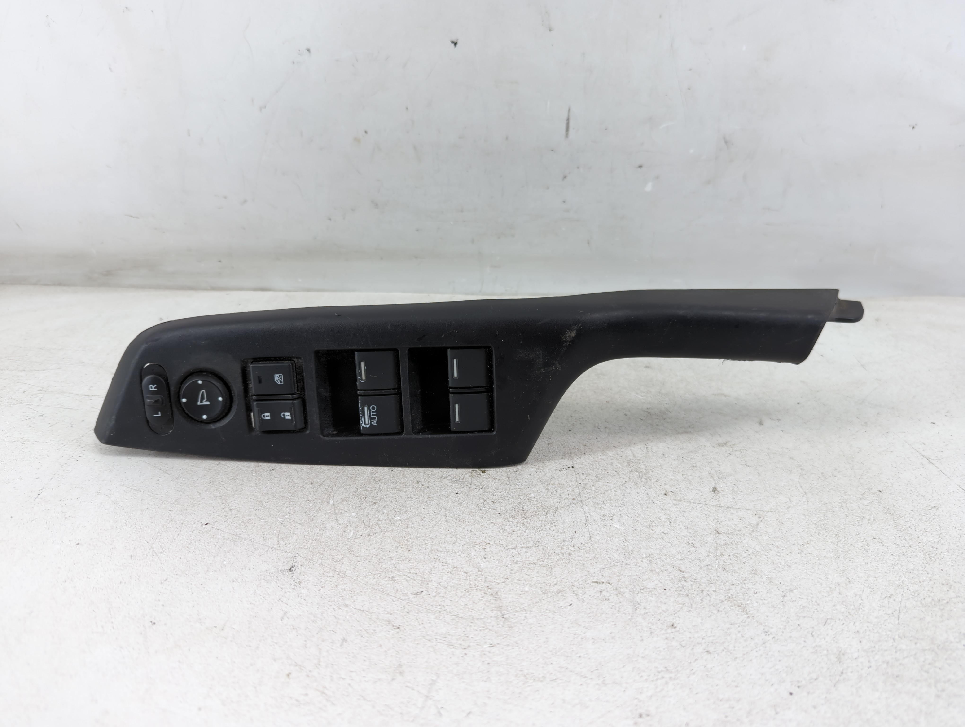 2014-2015 Honda Civic Driver Left Door Master Power Window Switch 1079046 - Oemusedautoparts1.com