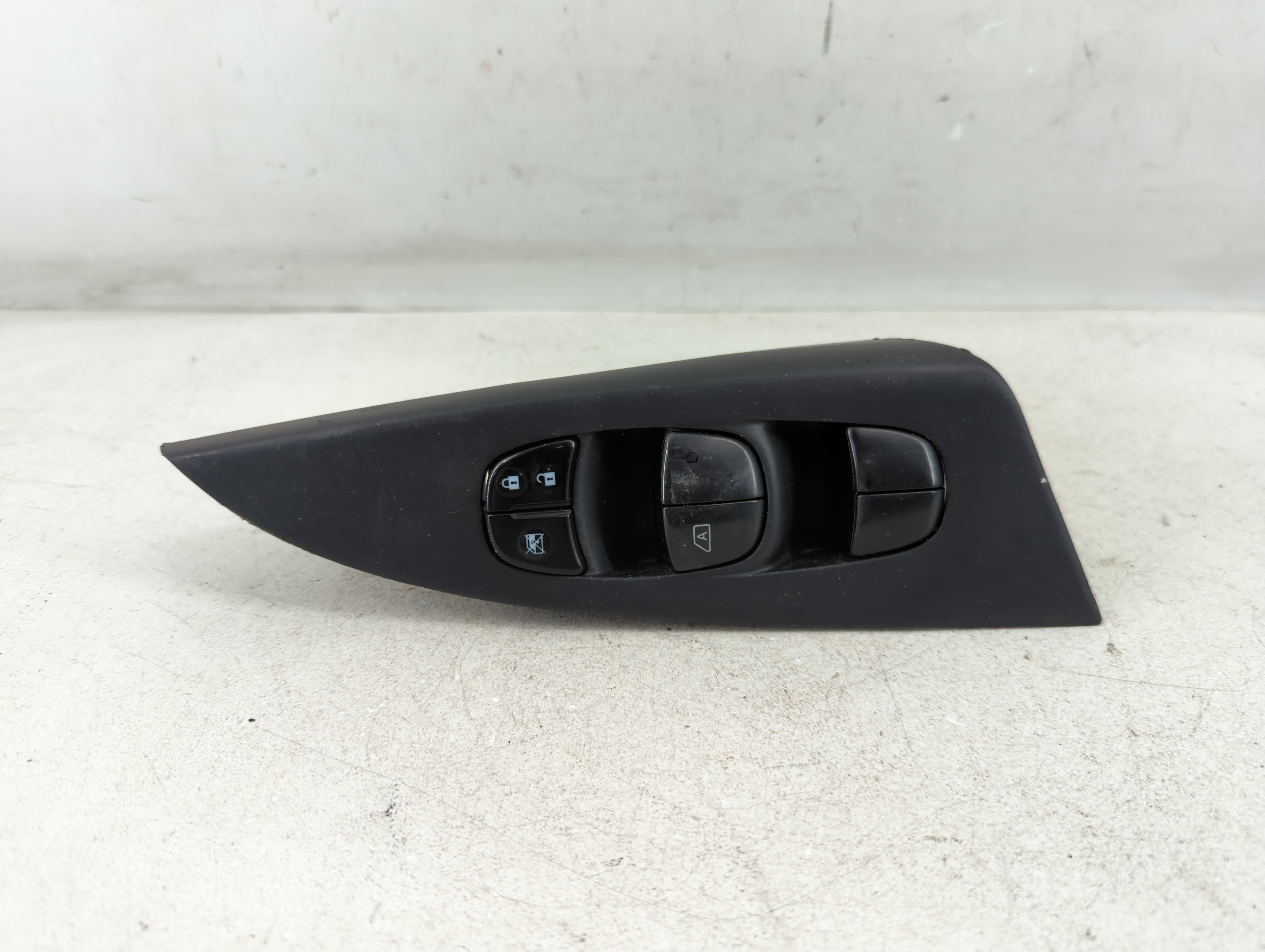 Picture of 2013-2019 Nissan Sentra Driver Left Door Master Power Window Switch 1079049