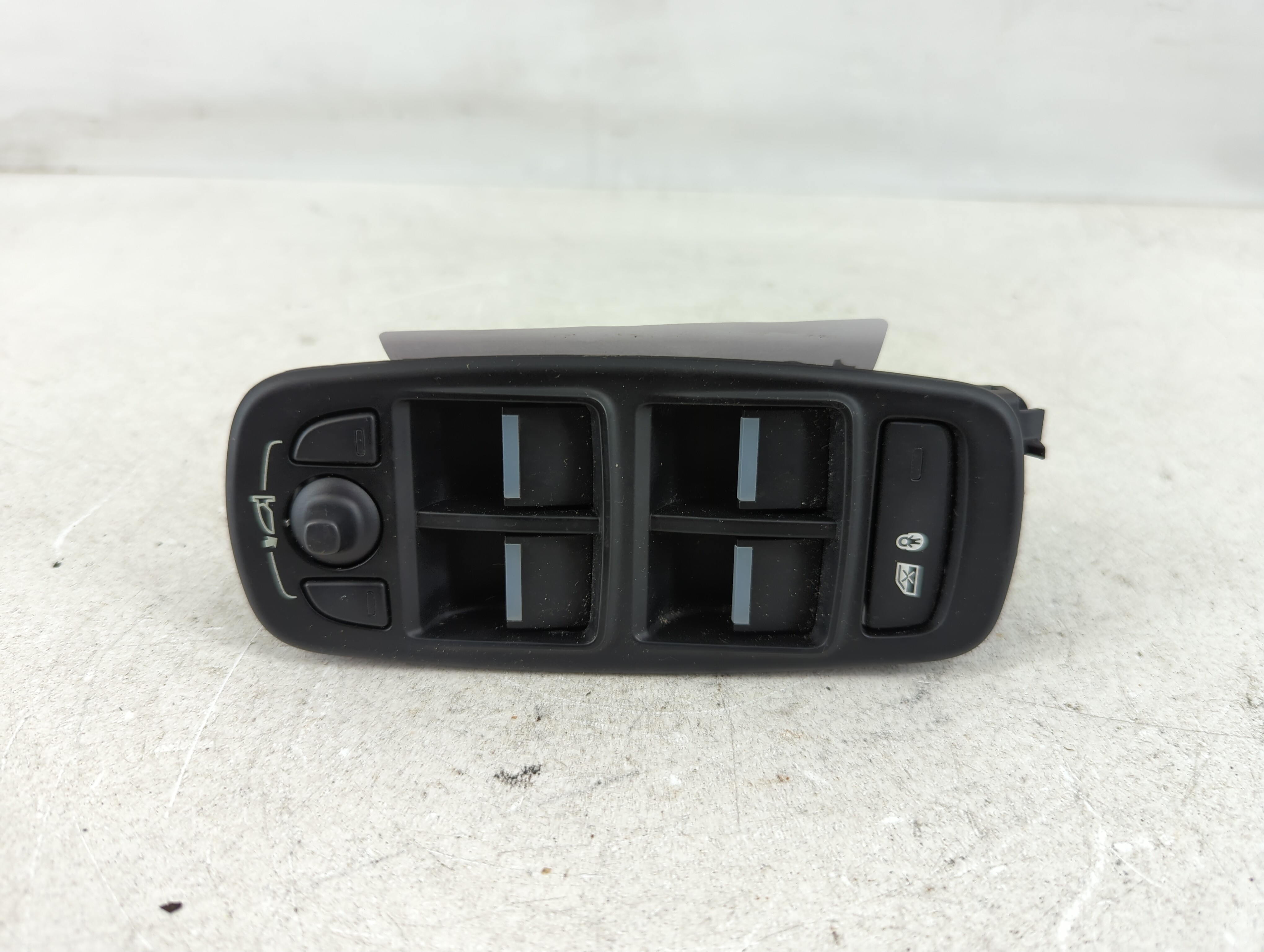 Picture of 2017-2019 Jaguar Xe Driver Left Door Master Power Window Switch 1079087