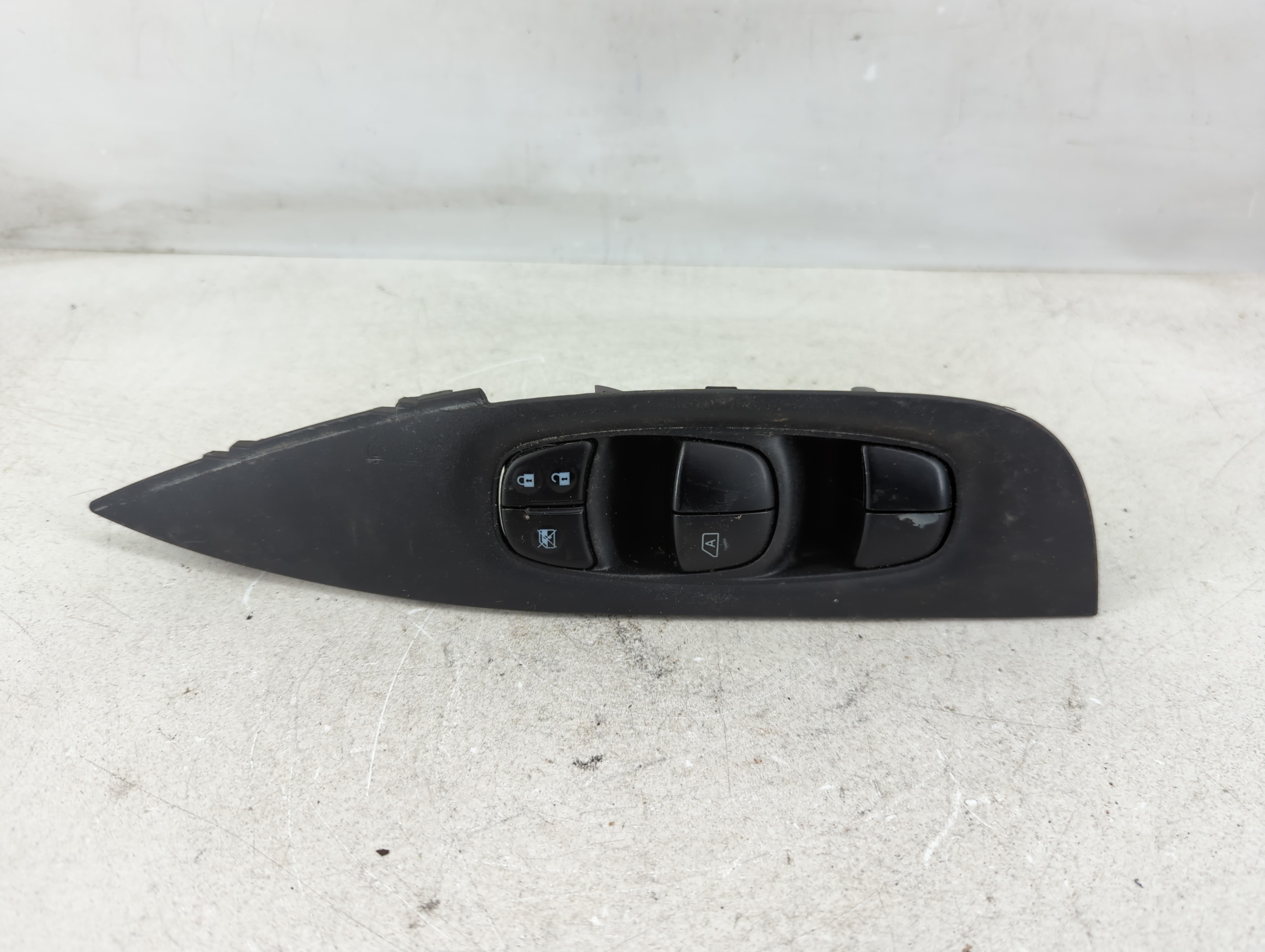 Picture of 2014-2020 Nissan Rogue Driver Left Door Master Power Window Switch 1079088