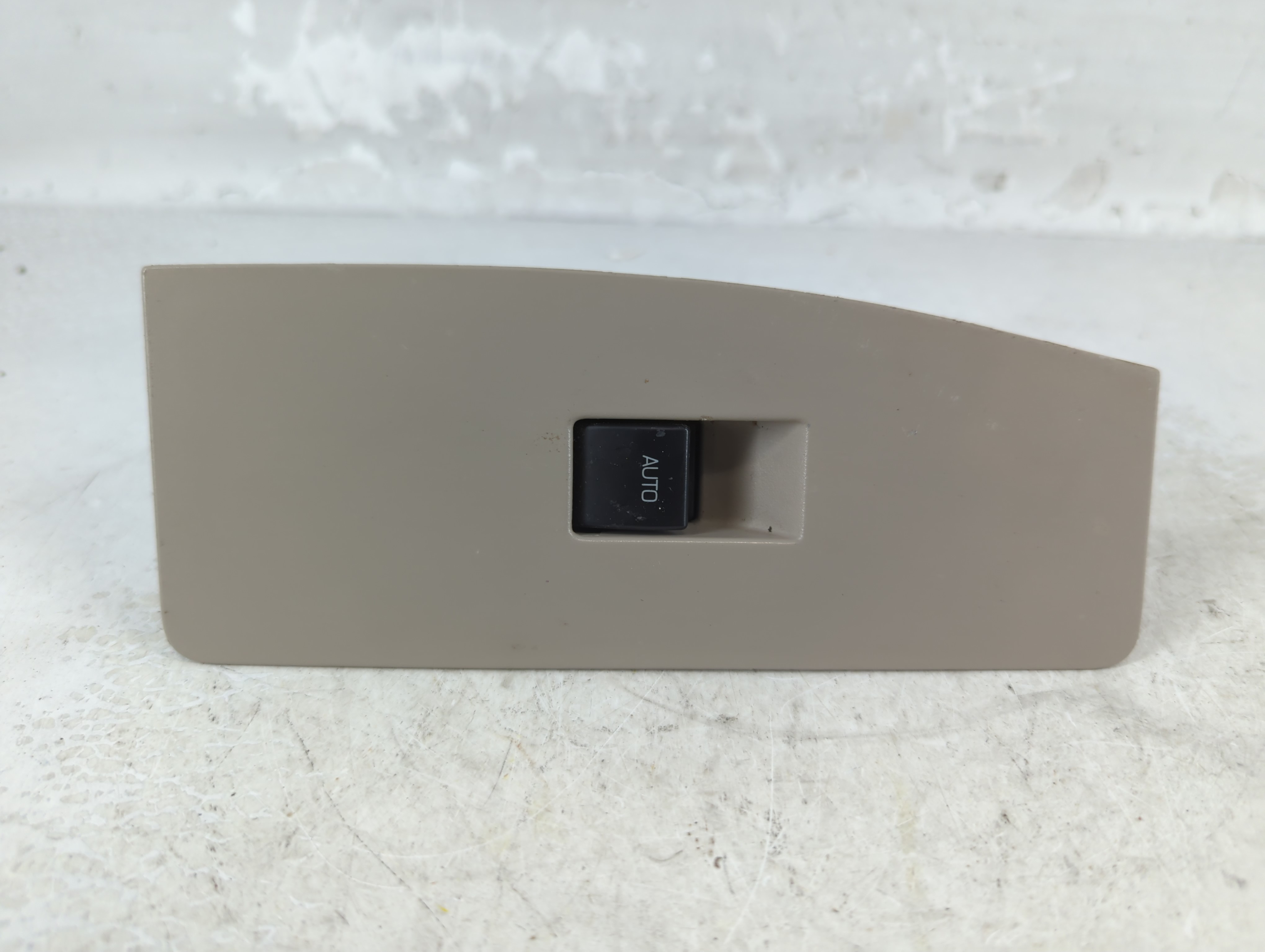 2010-2012 Ford Taurus Driver Left Door Master Power Window Switch 1079114 - Oemusedautoparts1.com