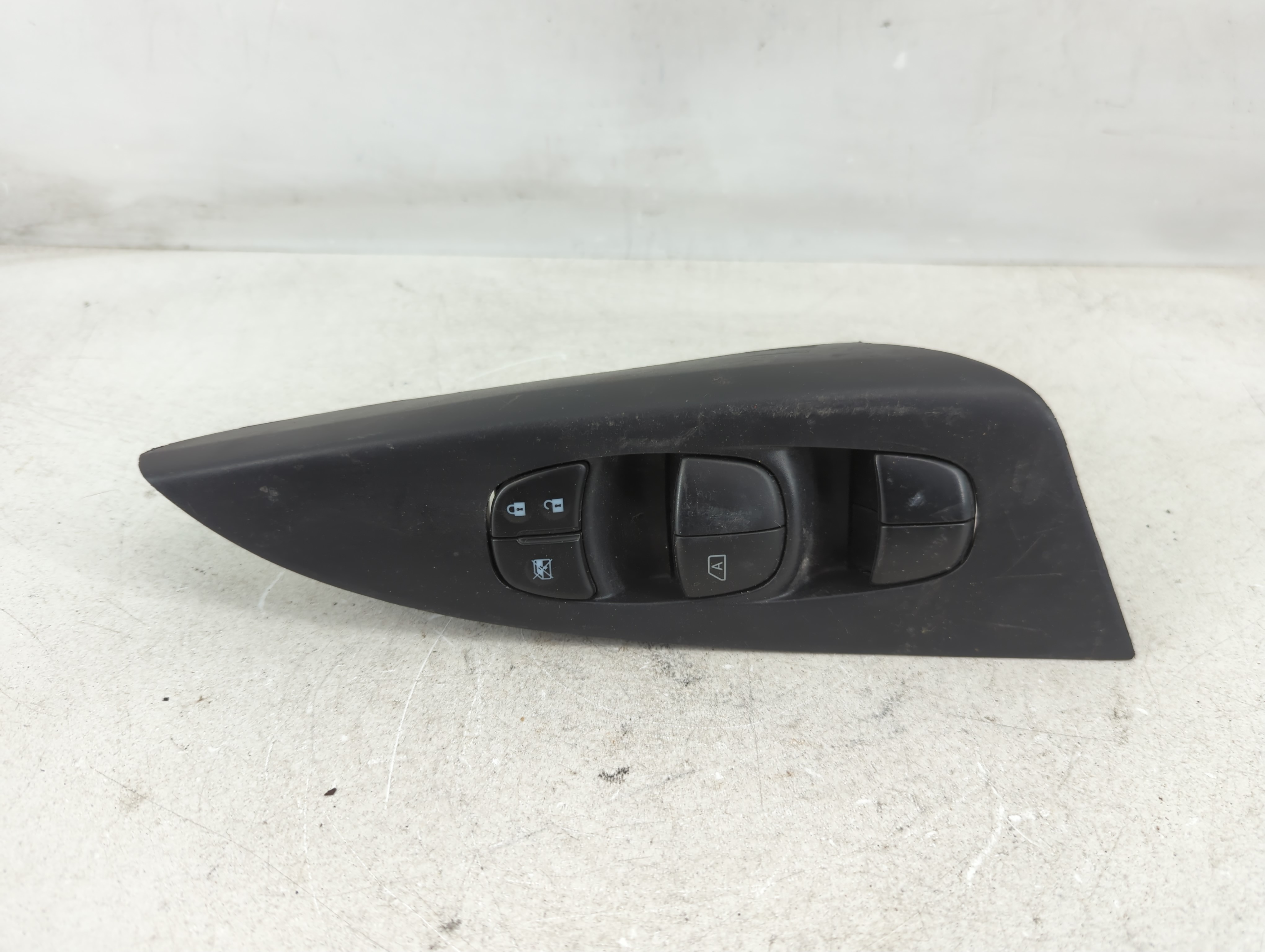 Picture of 2013-2019 Nissan Sentra Driver Left Door Master Power Window Switch 1079121