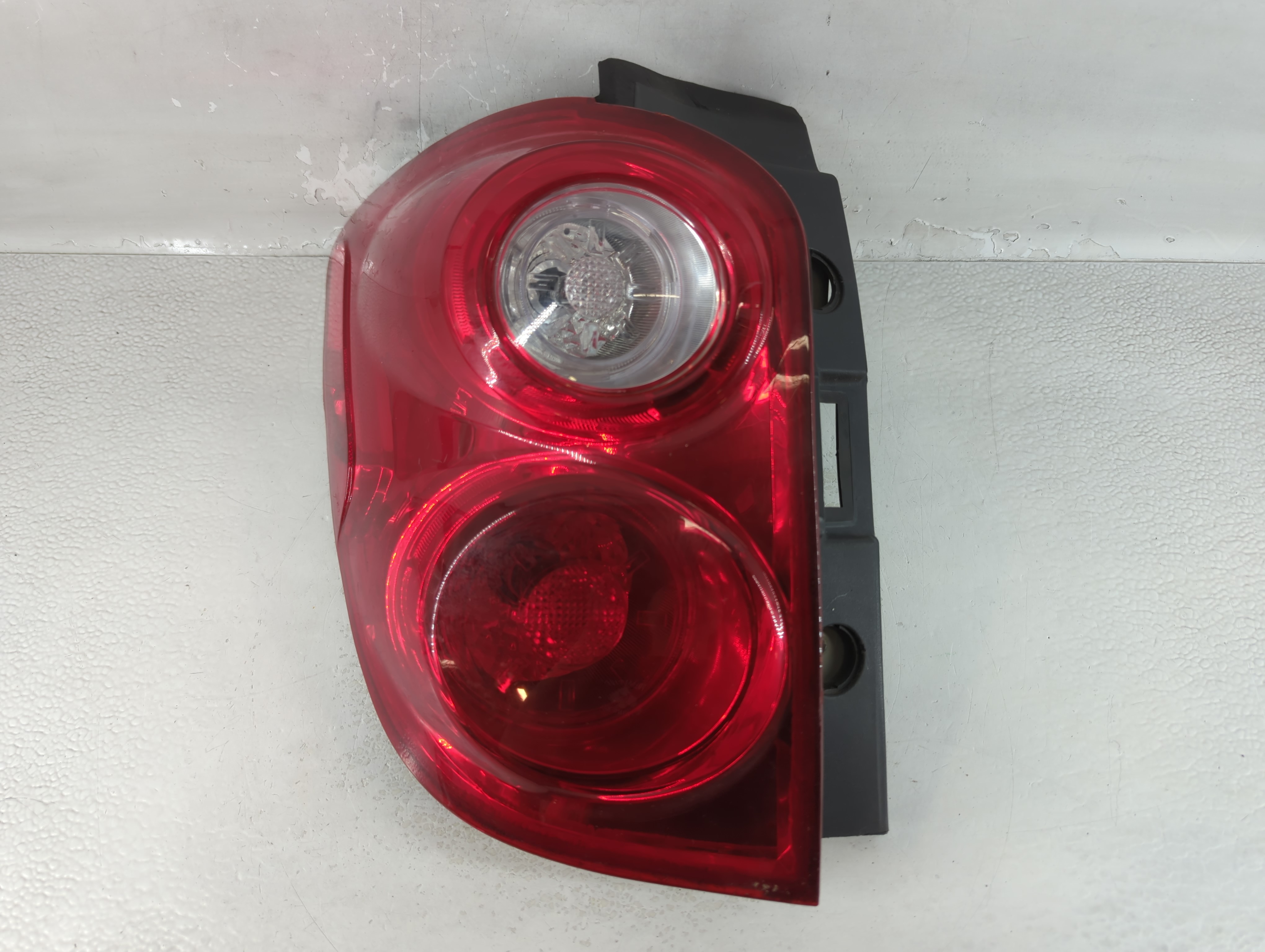 2010-2015 Chevrolet Equinox Driver Left Side Tail Light Taillight Oem 1079133 - Oemusedautoparts1.com