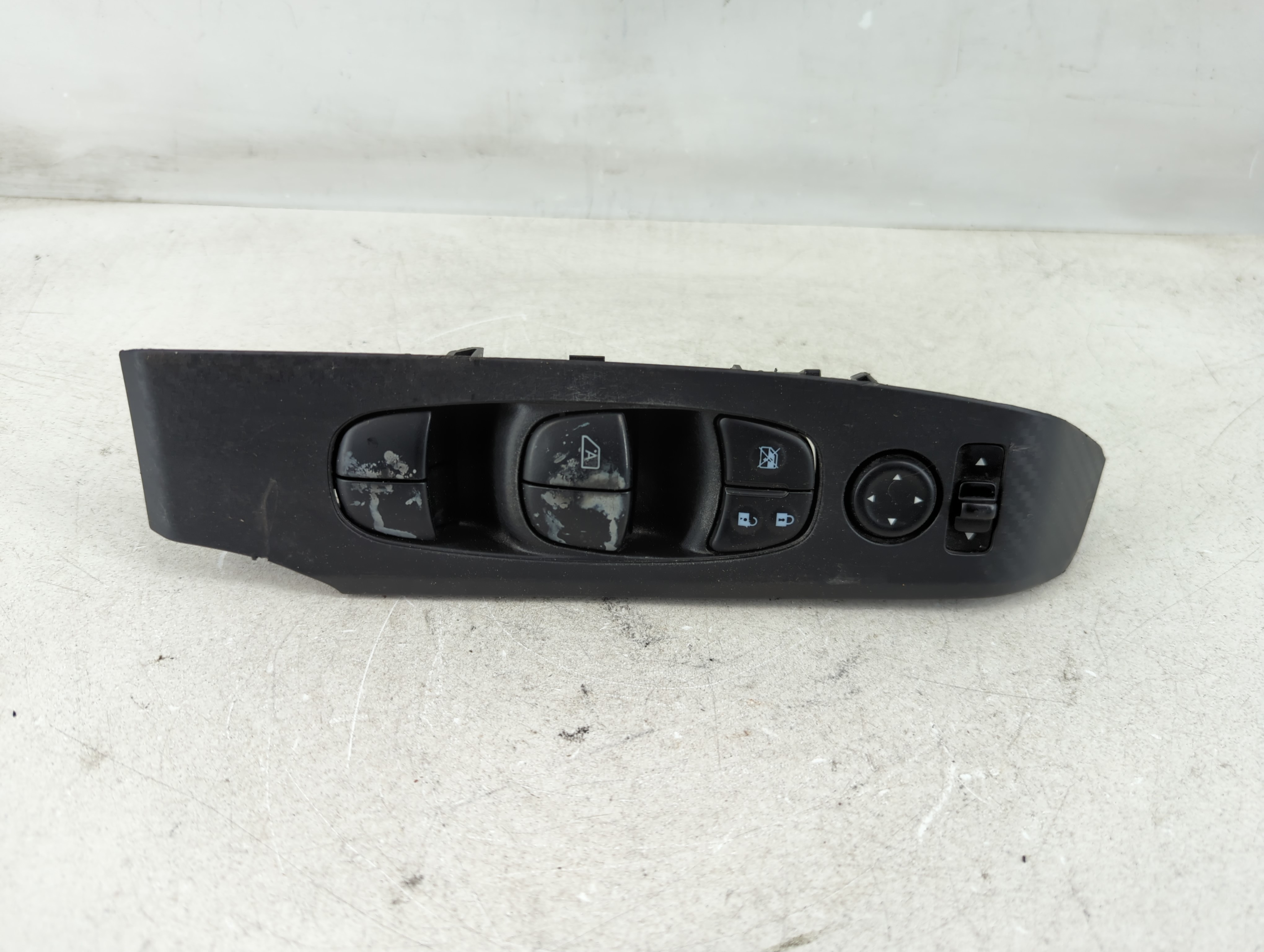 2019-2022 Nissan Altima Driver Left Door Master Power Window Switch 1079135 - Oemusedautoparts1.com