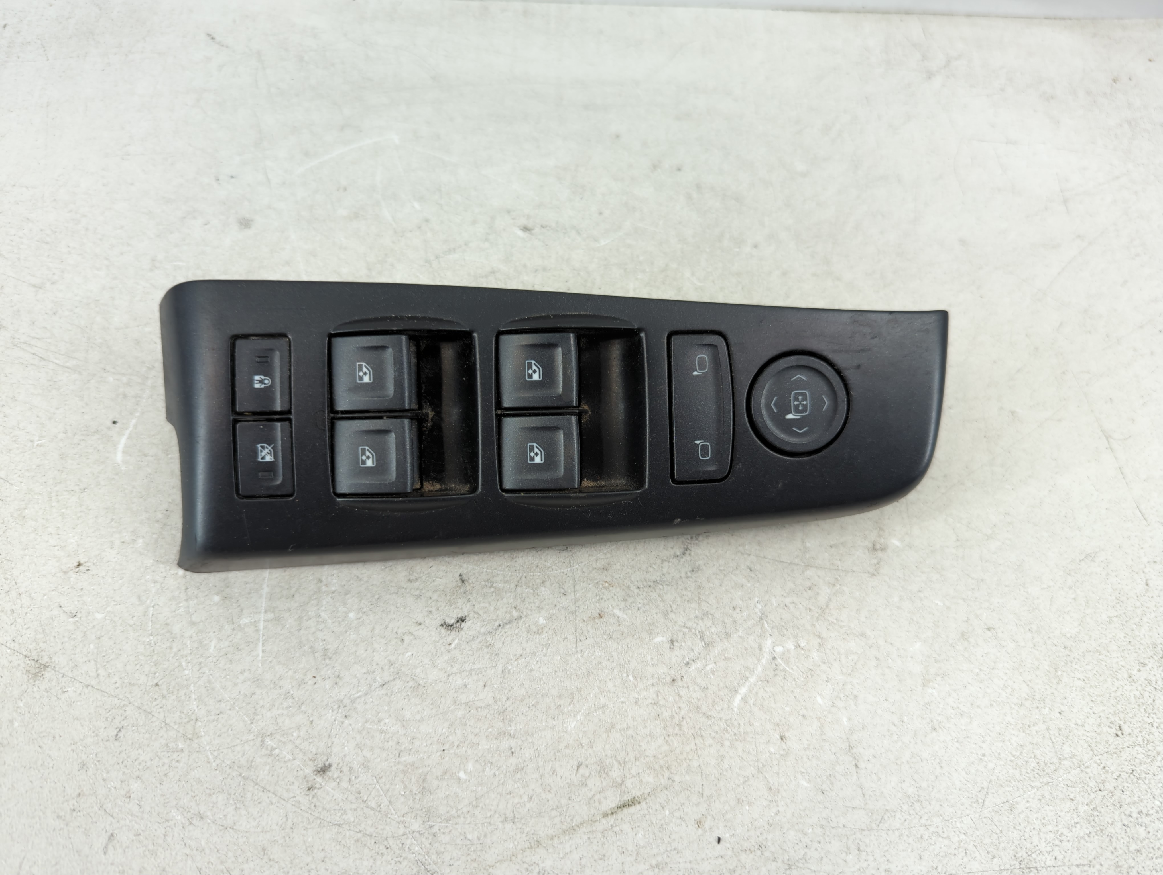 2015-2020 Chevrolet Tahoe Driver Left Door Master Power Window Switch 1079137 - Oemusedautoparts1.com