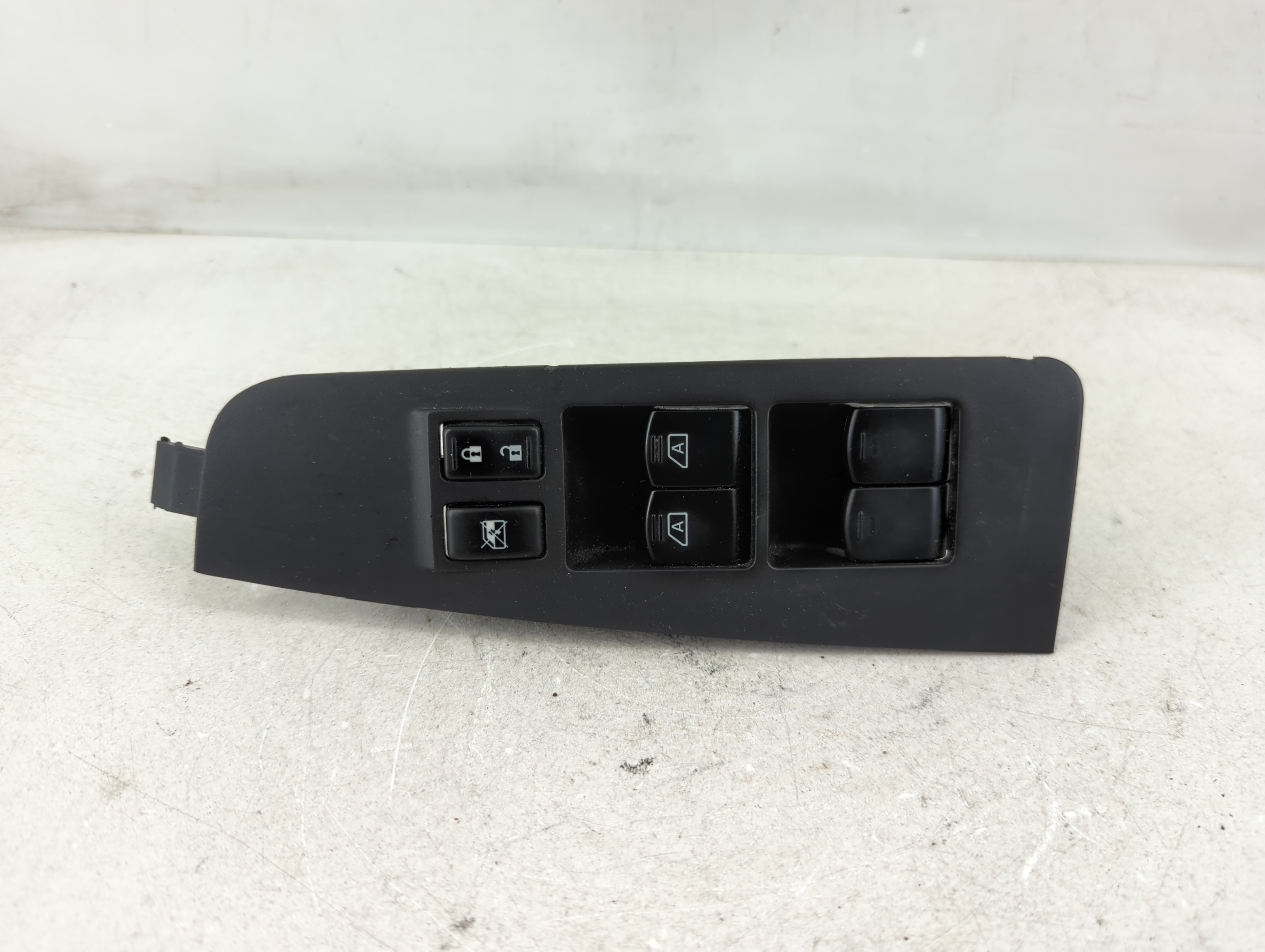 2004-2008 Nissan Maxima Driver Left Door Master Power Window Switch 1079143 - Oemusedautoparts1.com