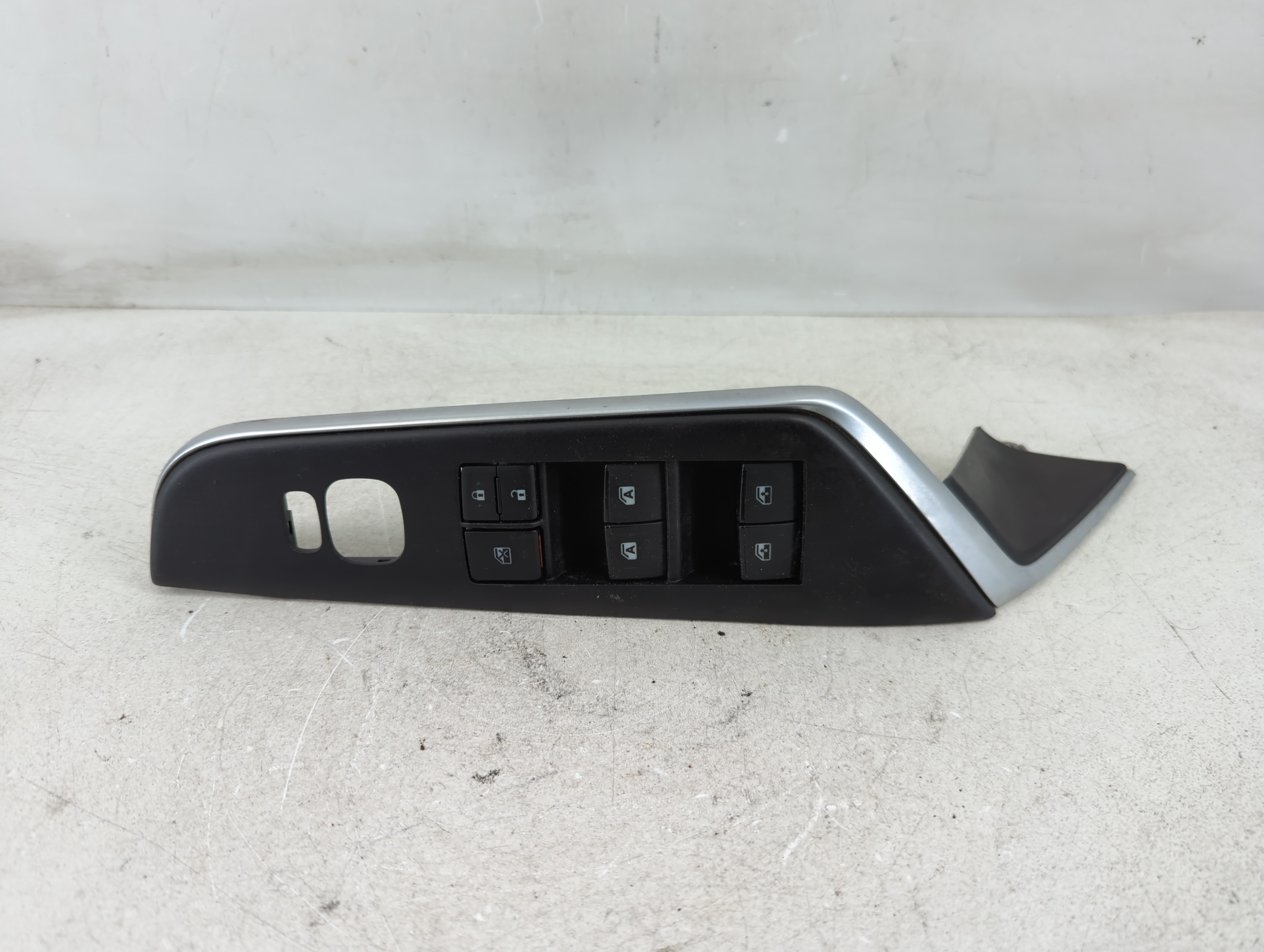 2015-2017 Toyota Camry Driver Left Door Master Power Window Switch 1079144 - Oemusedautoparts1.com
