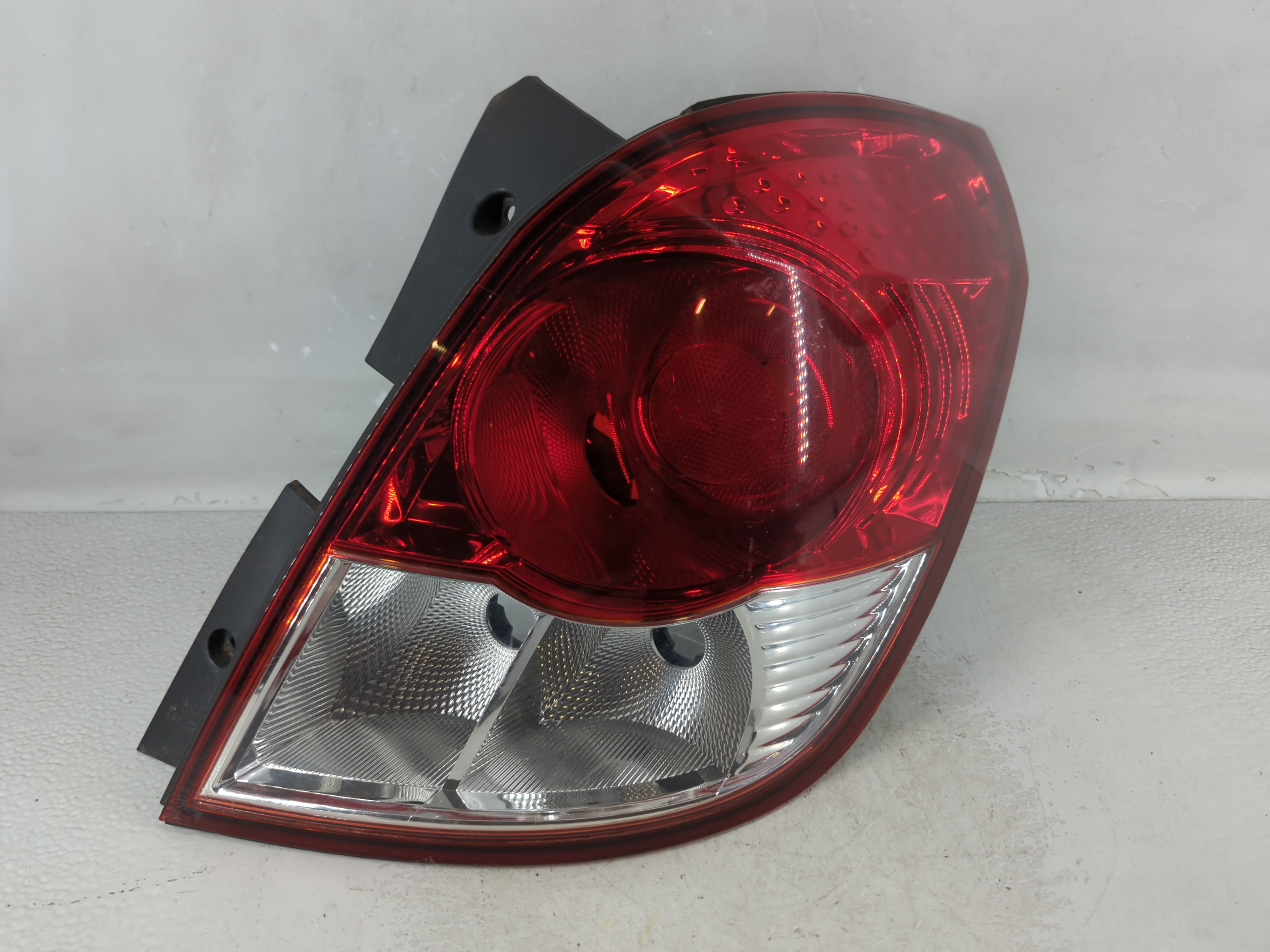 2008-2010 Saturn Vue Passenger Right Side Tail Light Taillight Oem 1079150 - Oemusedautoparts1.com