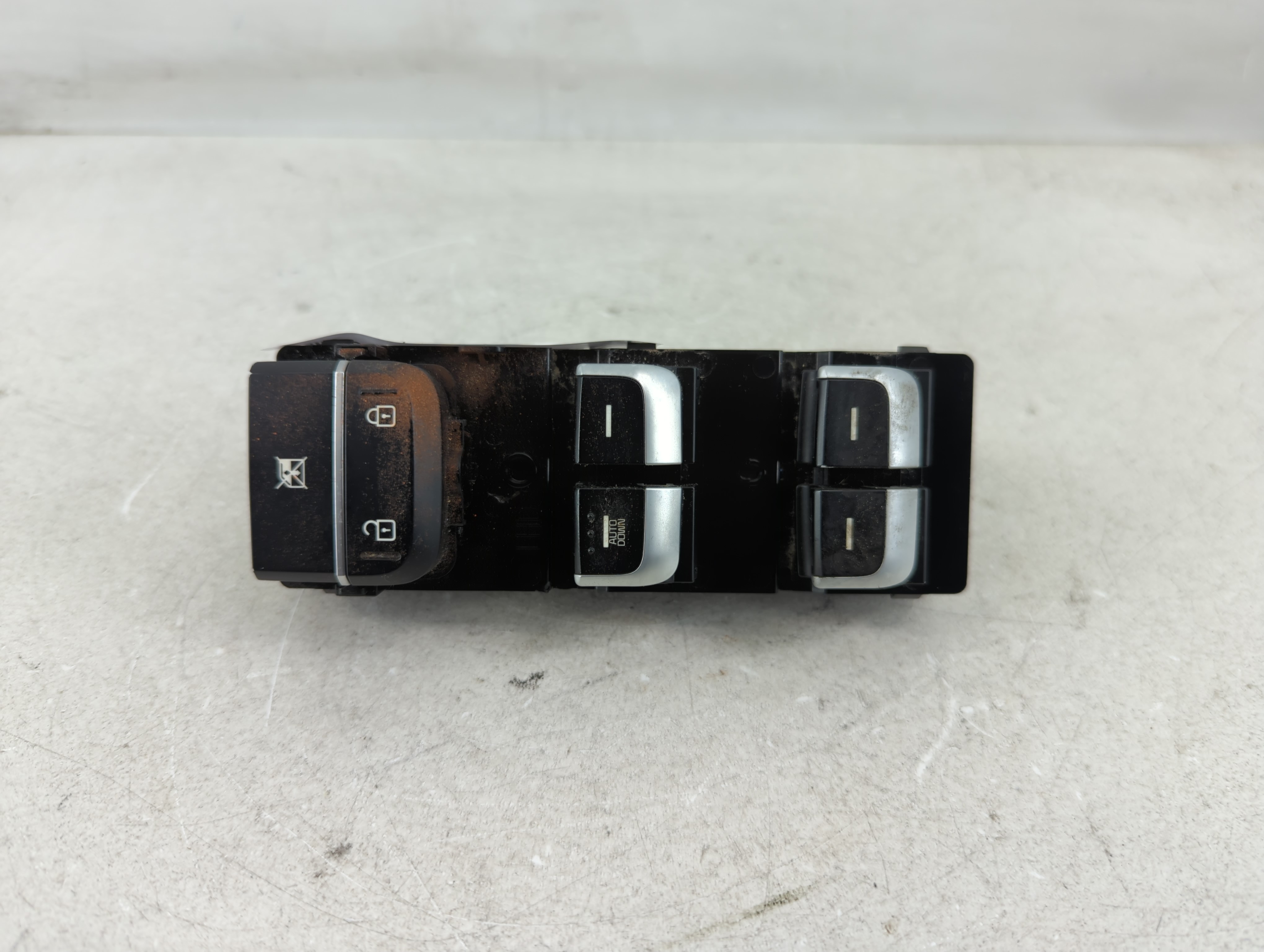 2016-2020 Kia Optima Driver Left Door Master Power Window Switch 1079152 - Oemusedautoparts1.com