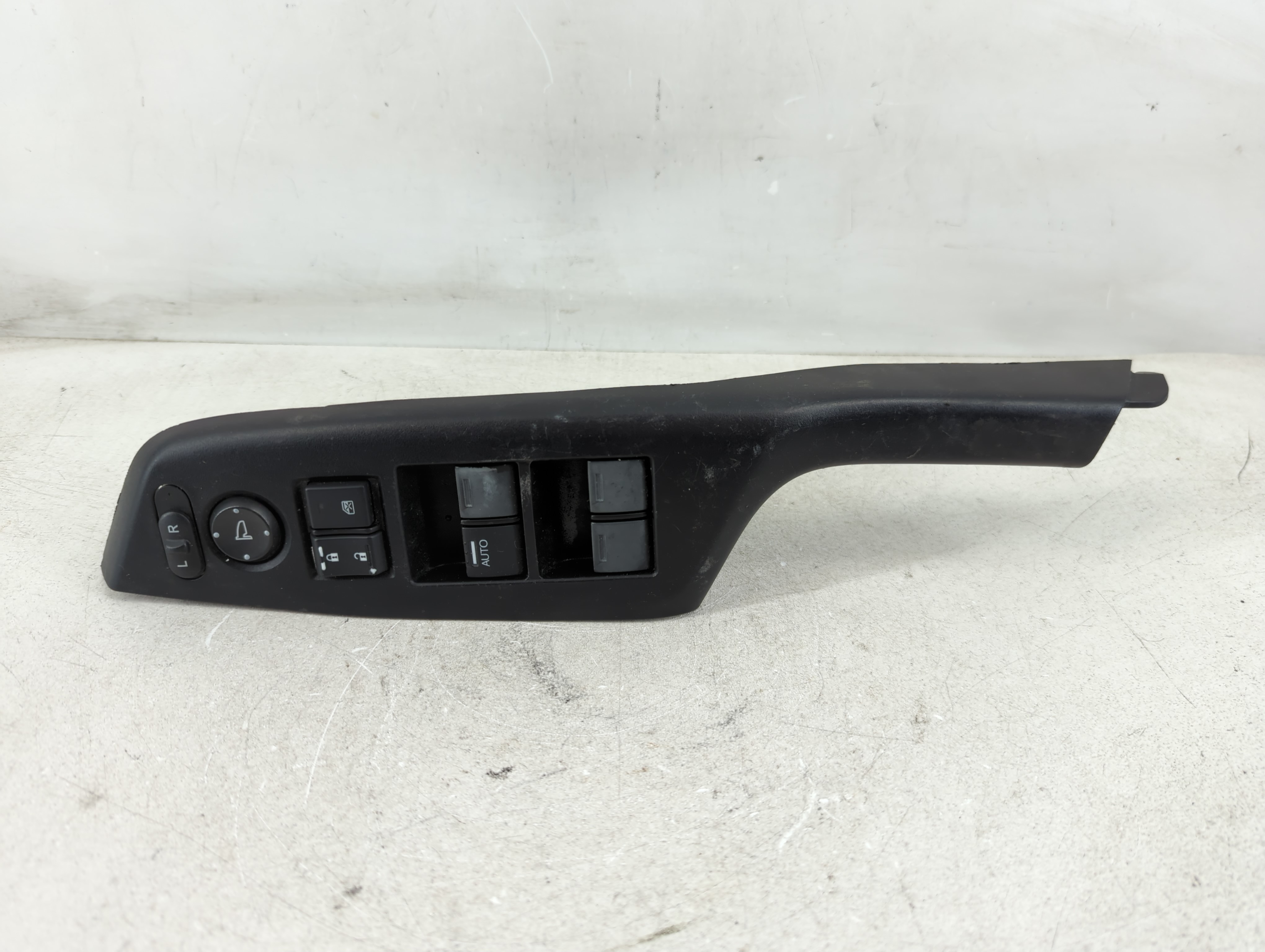 2014-2015 Honda Civic Driver Left Door Master Power Window Switch M57829 1079153 - Oemusedautoparts1.com
