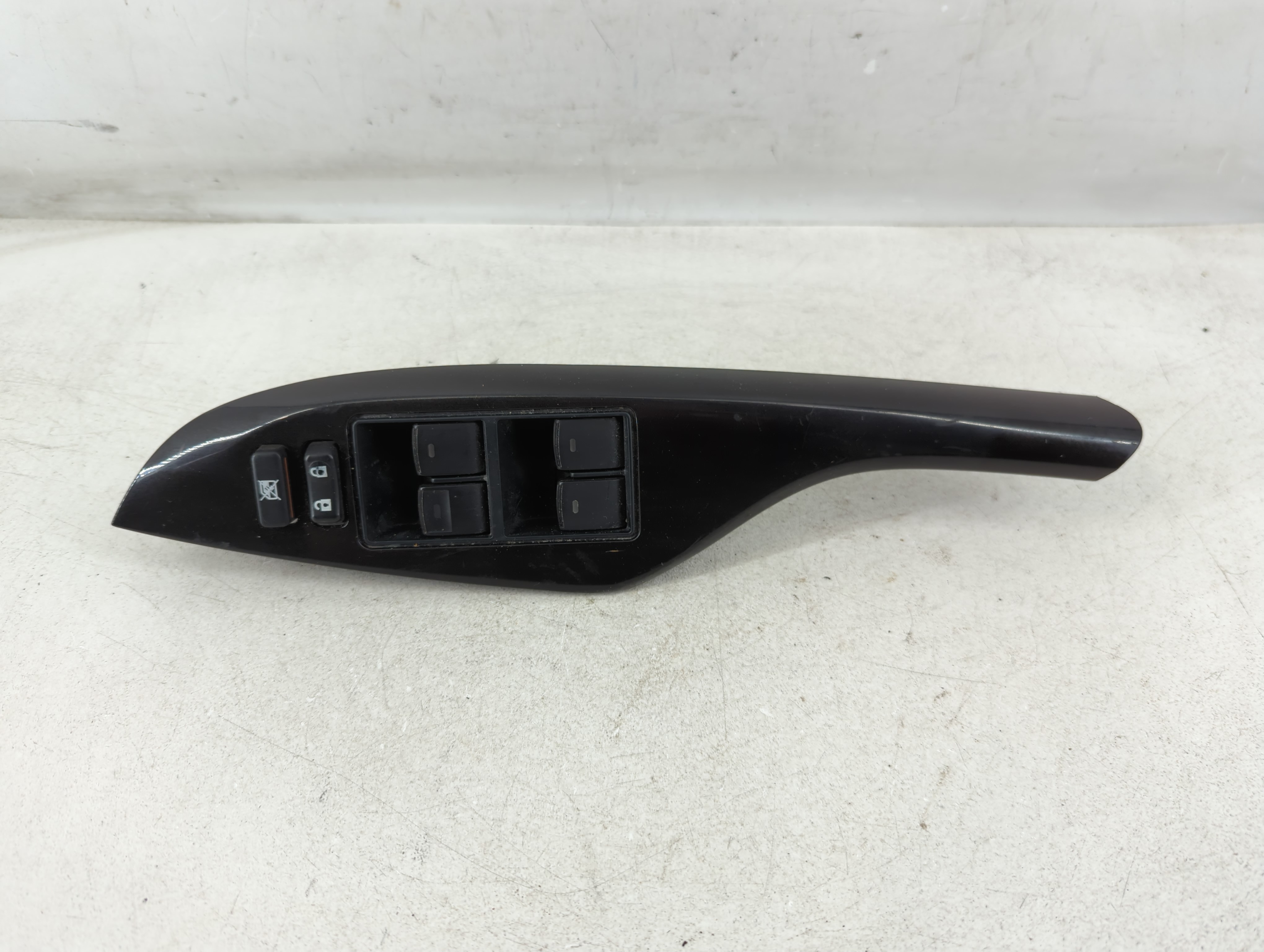 2011-2014 Toyota Sienna Driver Left Door Master Power Window Switch 1079201 - Oemusedautoparts1.com