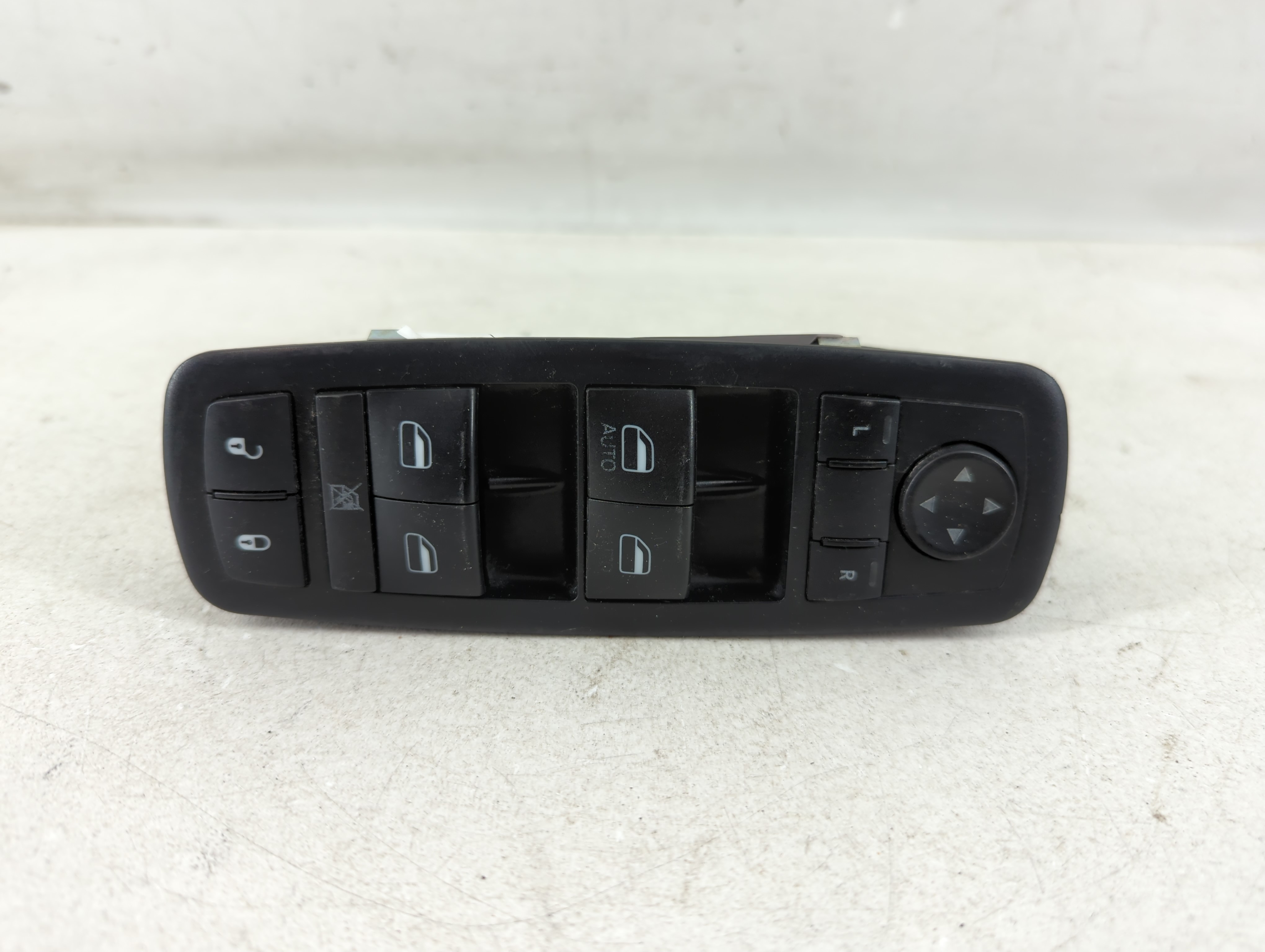 Picture of Dodge Caravan Driver Left Door Master Power Window Switch 68298871aa 1079215