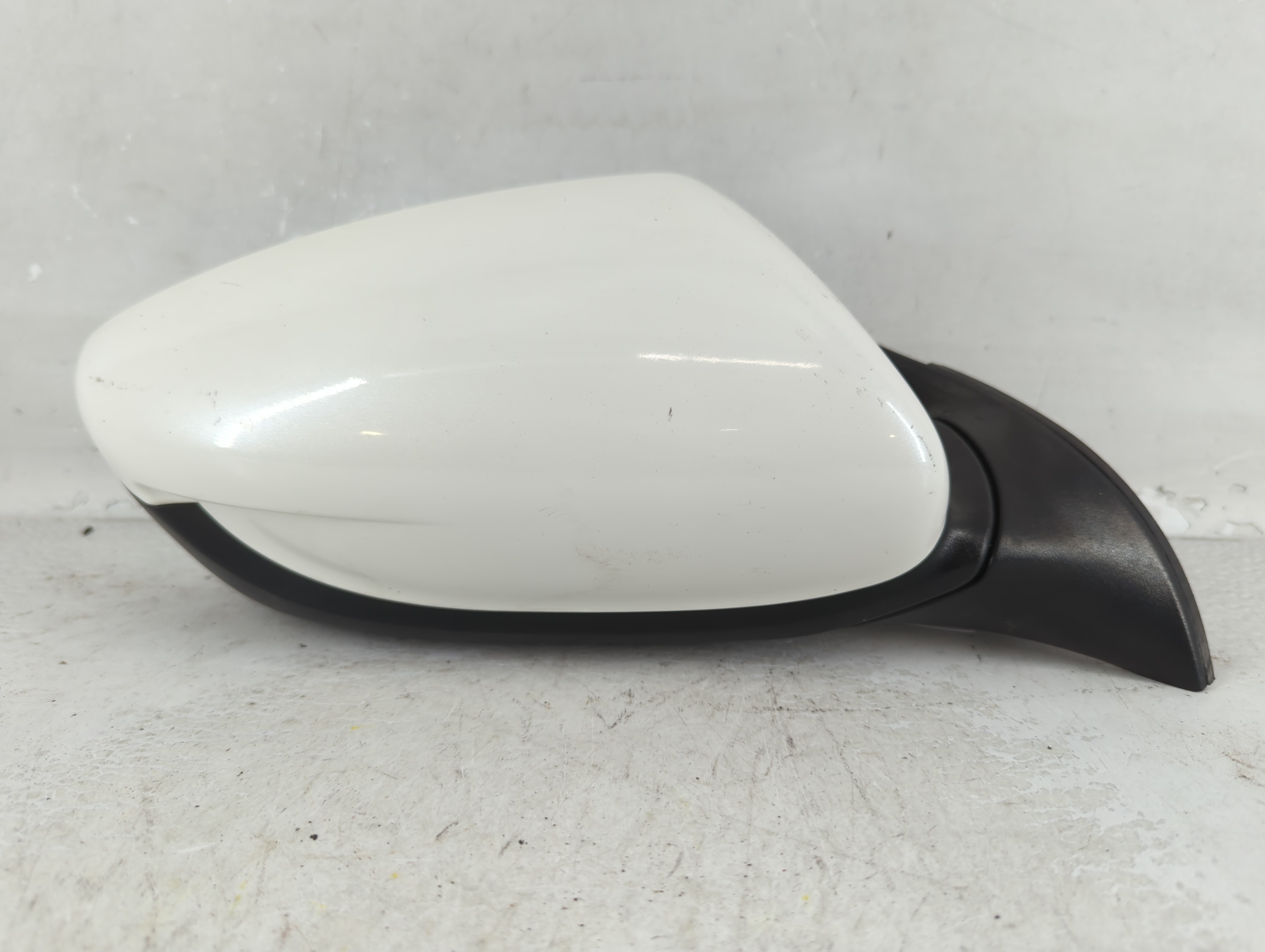 2016-2018 Kia Forte Passenger Right Side View Power Door Mirror White 1079226 - Oemusedautoparts1.com