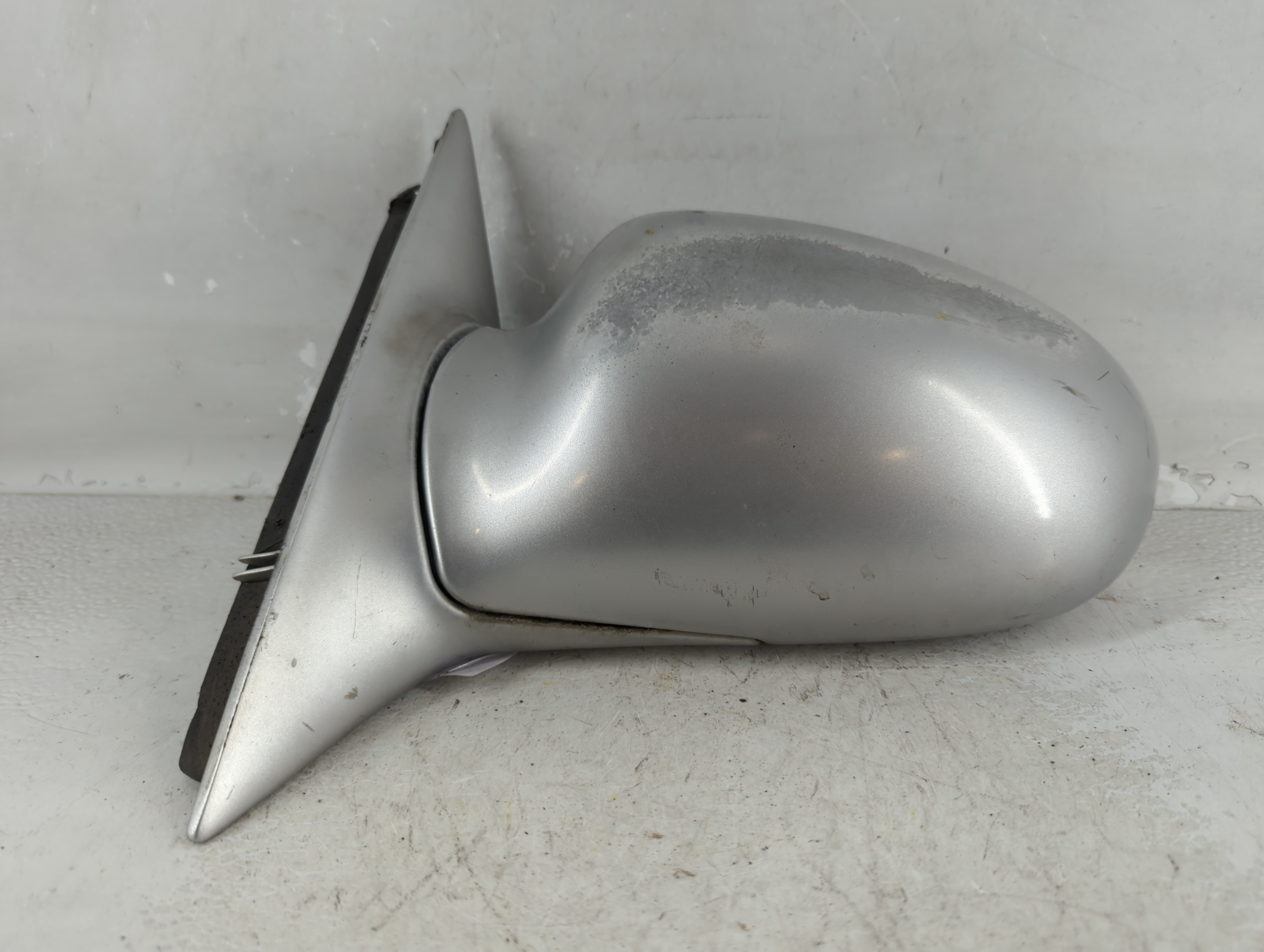 2000-2005 Buick Lesabre Driver Left Side View Power Door Mirror Silver 1079289 - Oemusedautoparts1.com