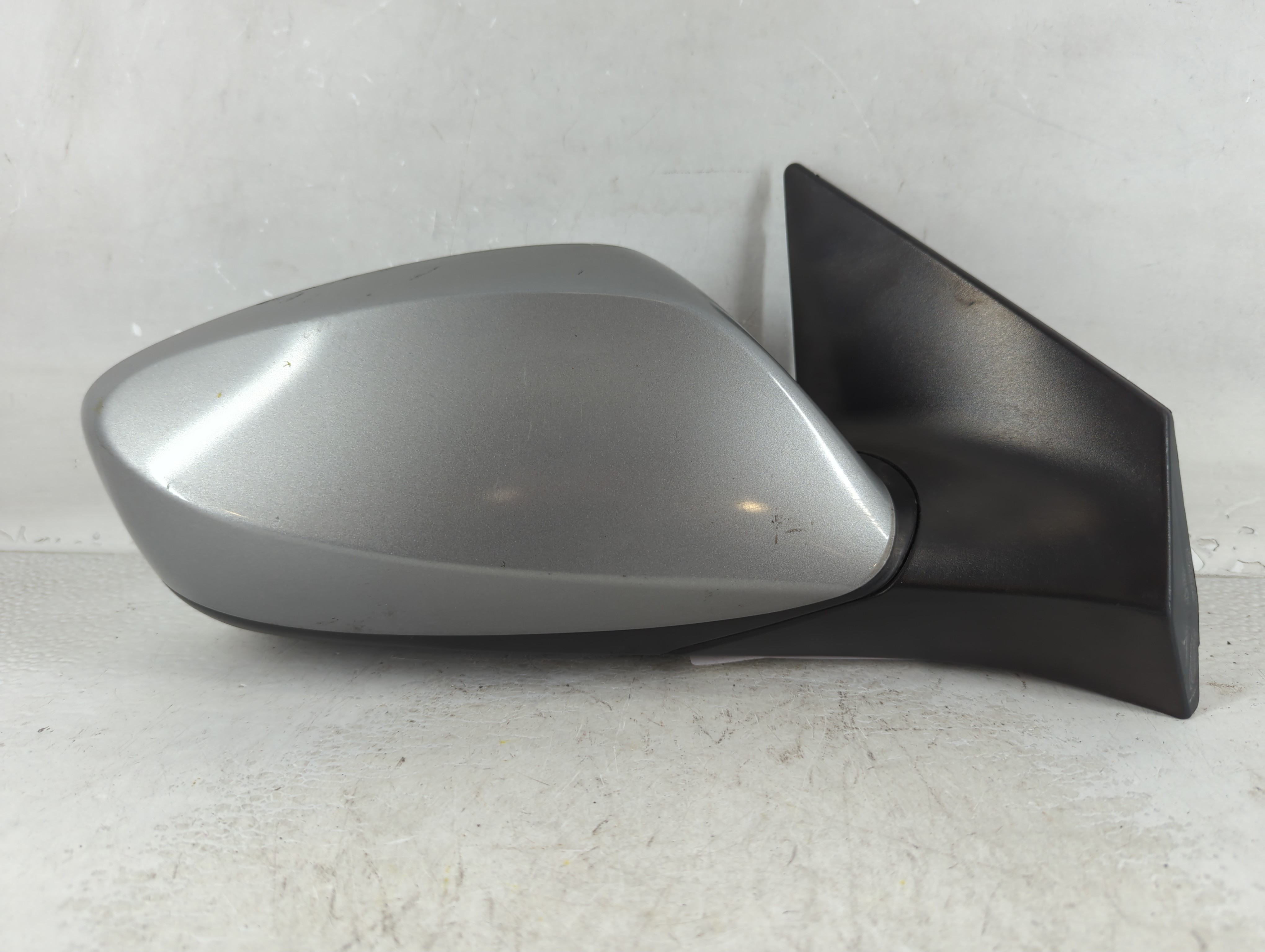 2011-2015 Hyundai Elantra Passenger Right Side View Power Door Mirror 1079294 - Oemusedautoparts1.com