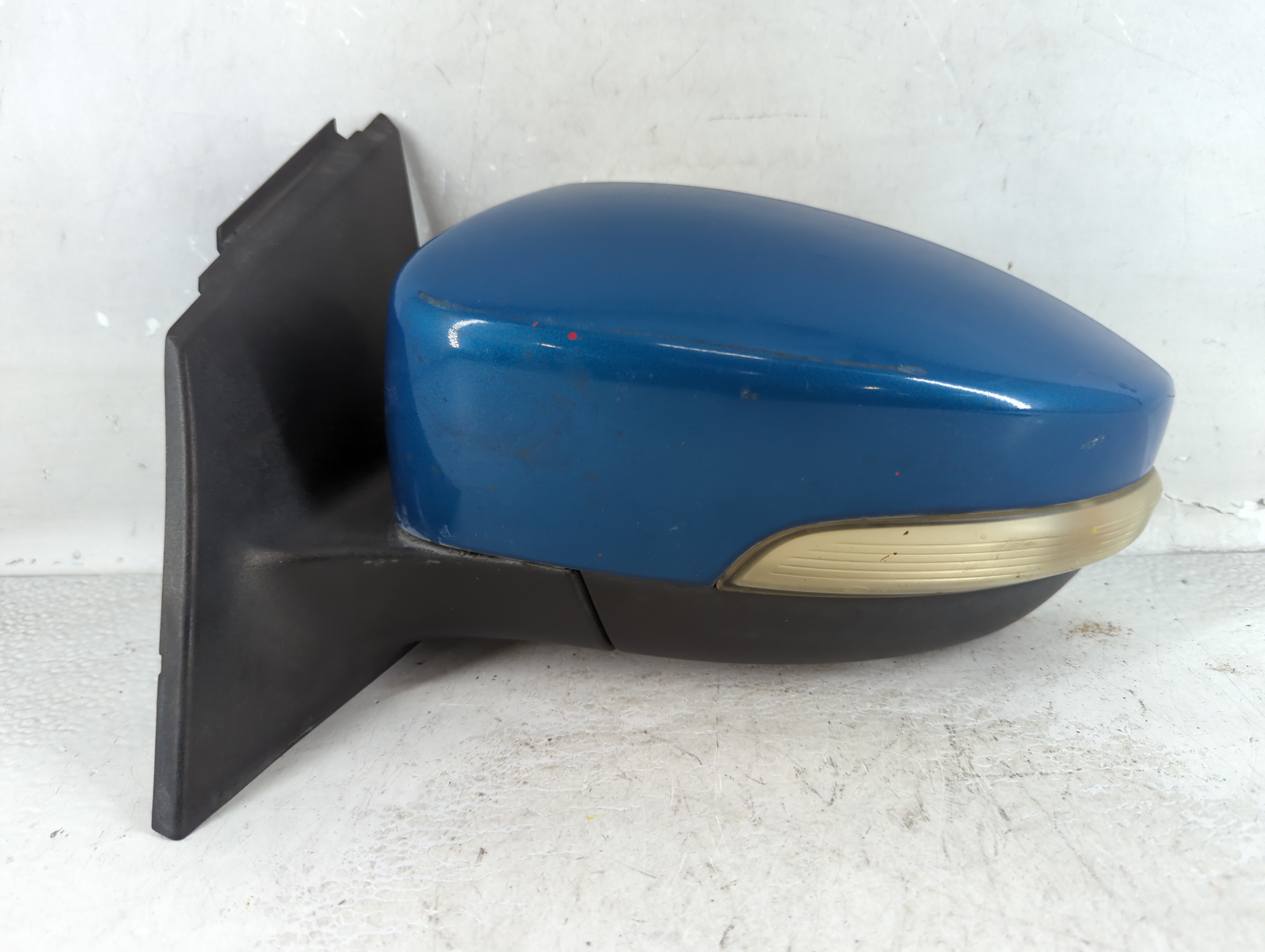 2012-2014 Ford Focus Driver Left Side View Power Door Mirror Dark Blue 1079295 - Oemusedautoparts1.com