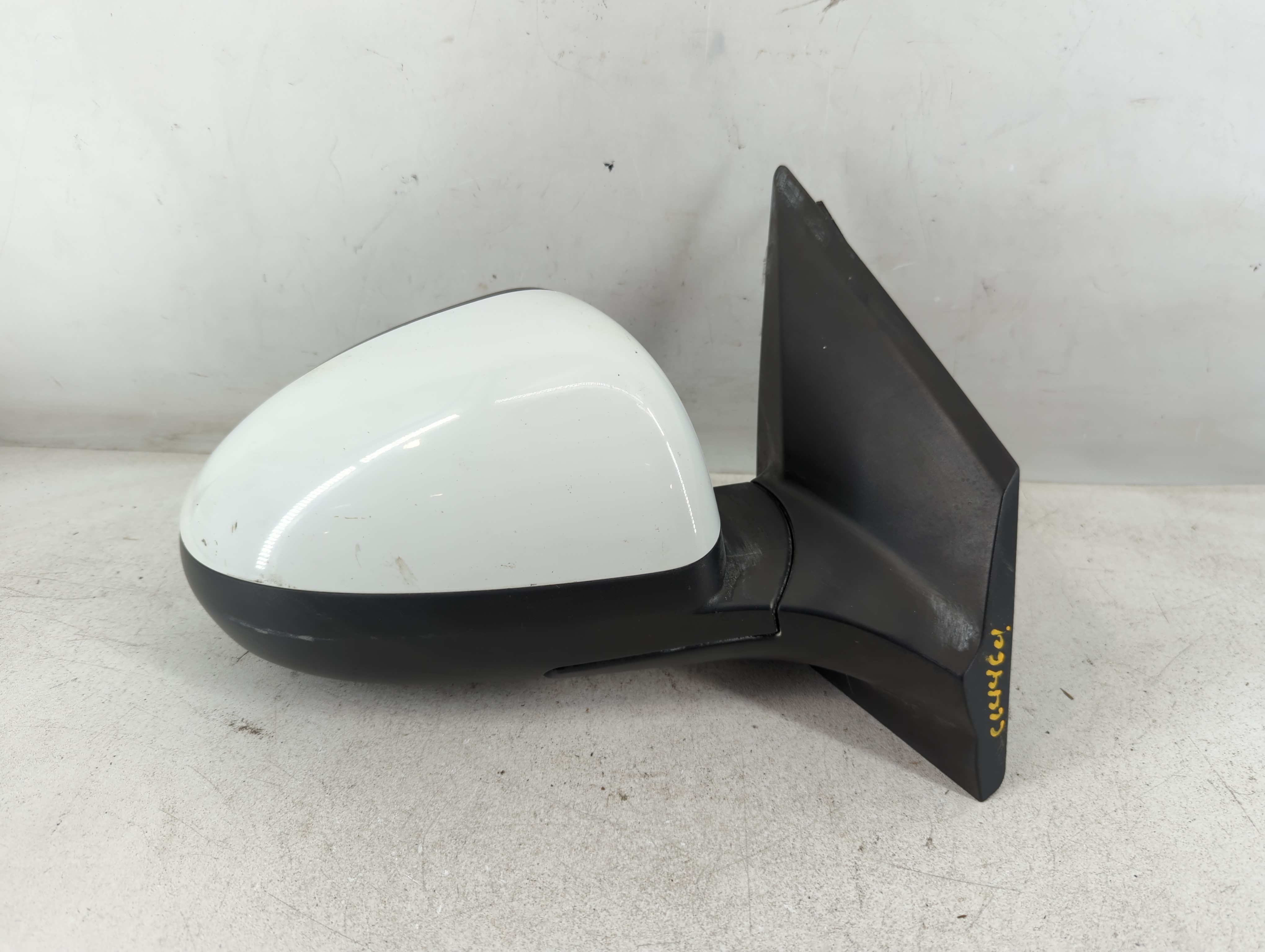 2013-2014 Chevrolet Sonic Passenger Right Side View Power Door Mirror 1079313 - Oemusedautoparts1.com