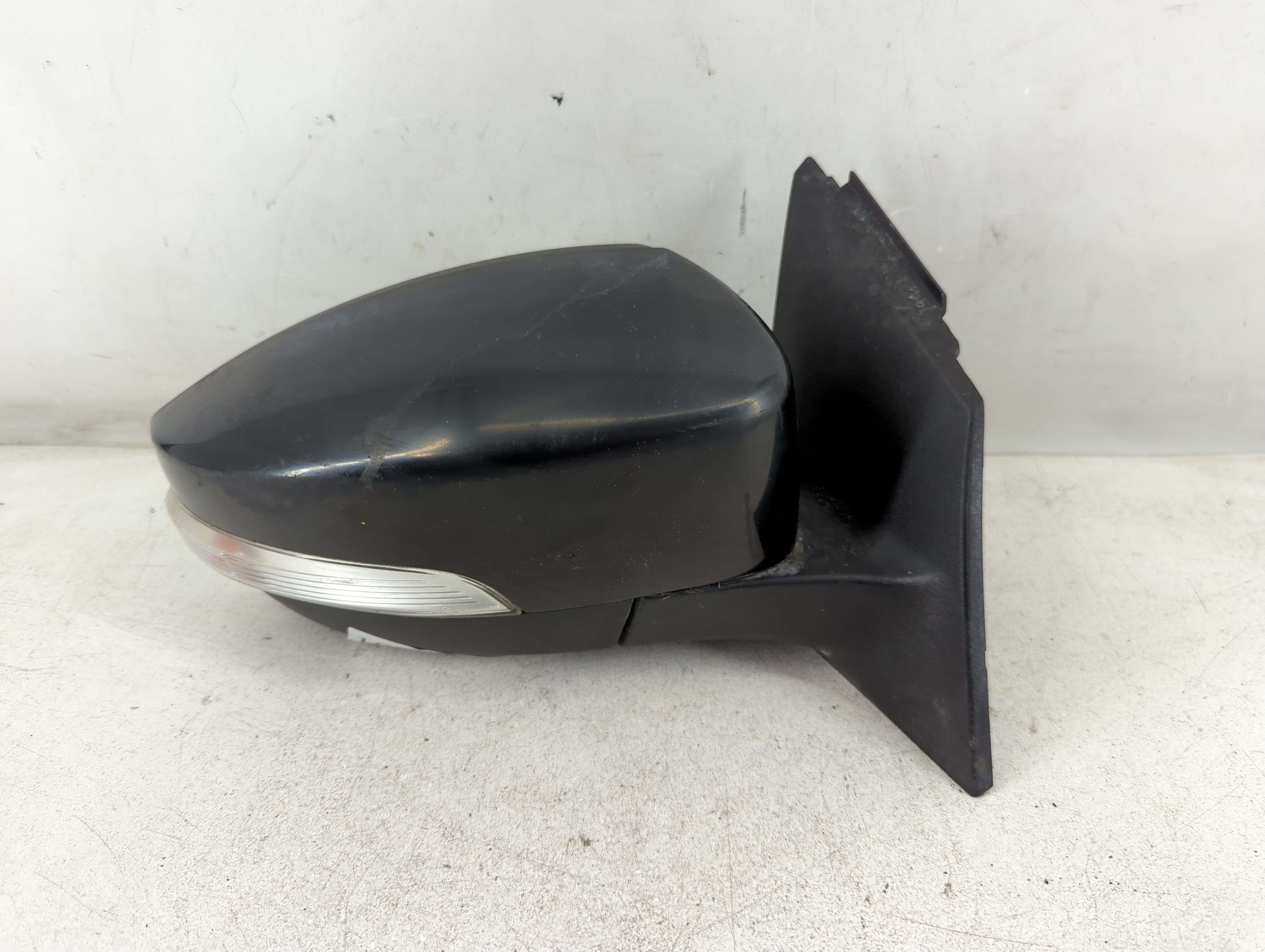 2013-2016 Ford Escape Driver Left Side View Power Door Mirror Black 1079322 - Oemusedautoparts1.com