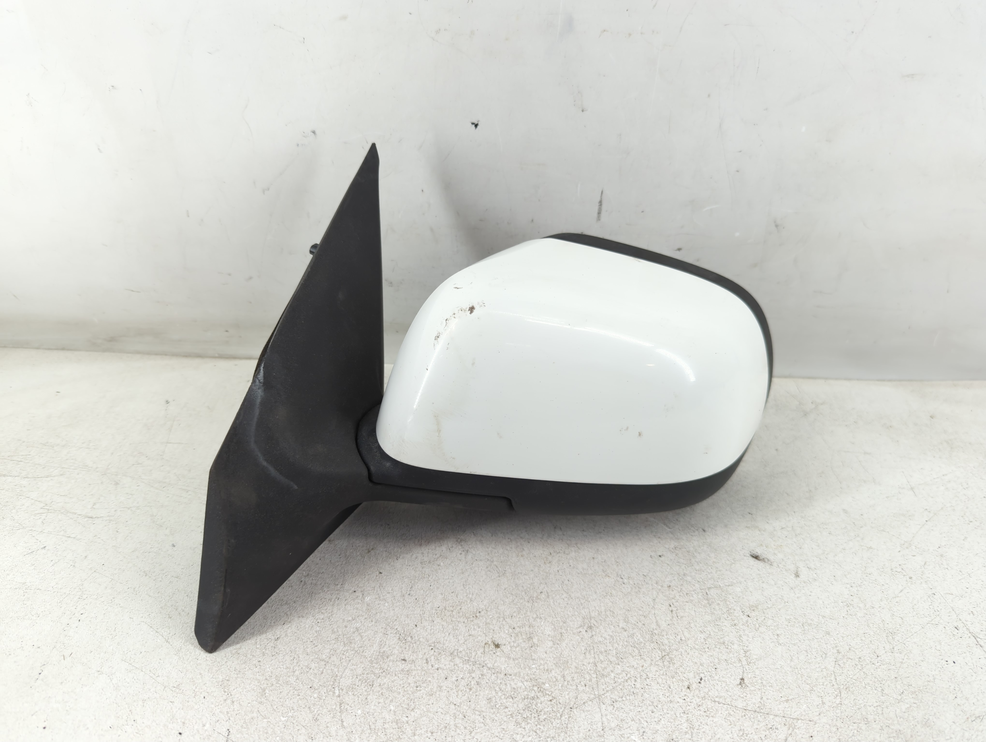 2012-2014 Nissan Versa Driver Left Side View Power Door Mirror White 1079337 - Oemusedautoparts1.com
