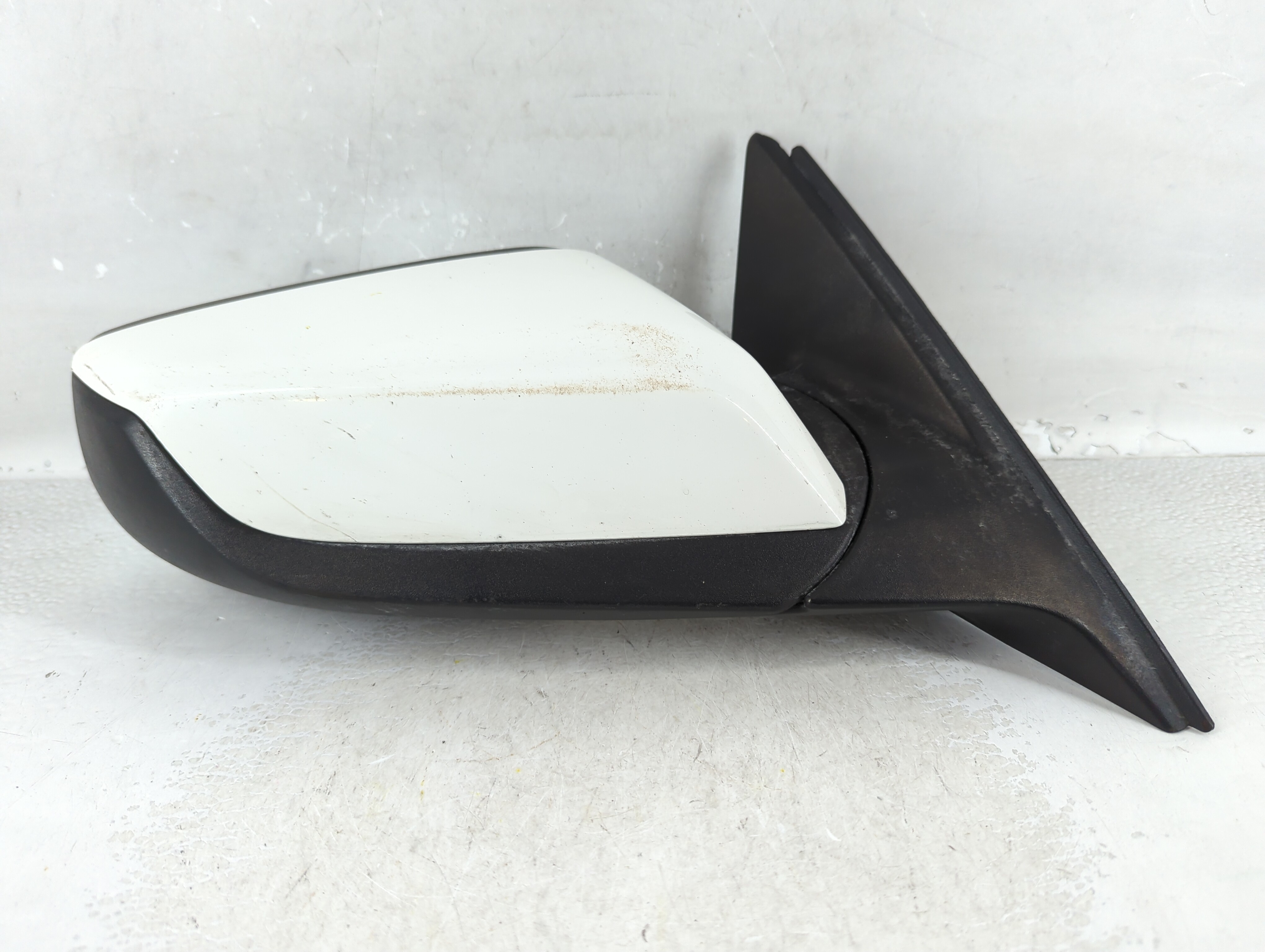 2019-2021 Chevrolet Malibu Passenger Right Side View Power Door Mirror 1079357 - Oemusedautoparts1.com