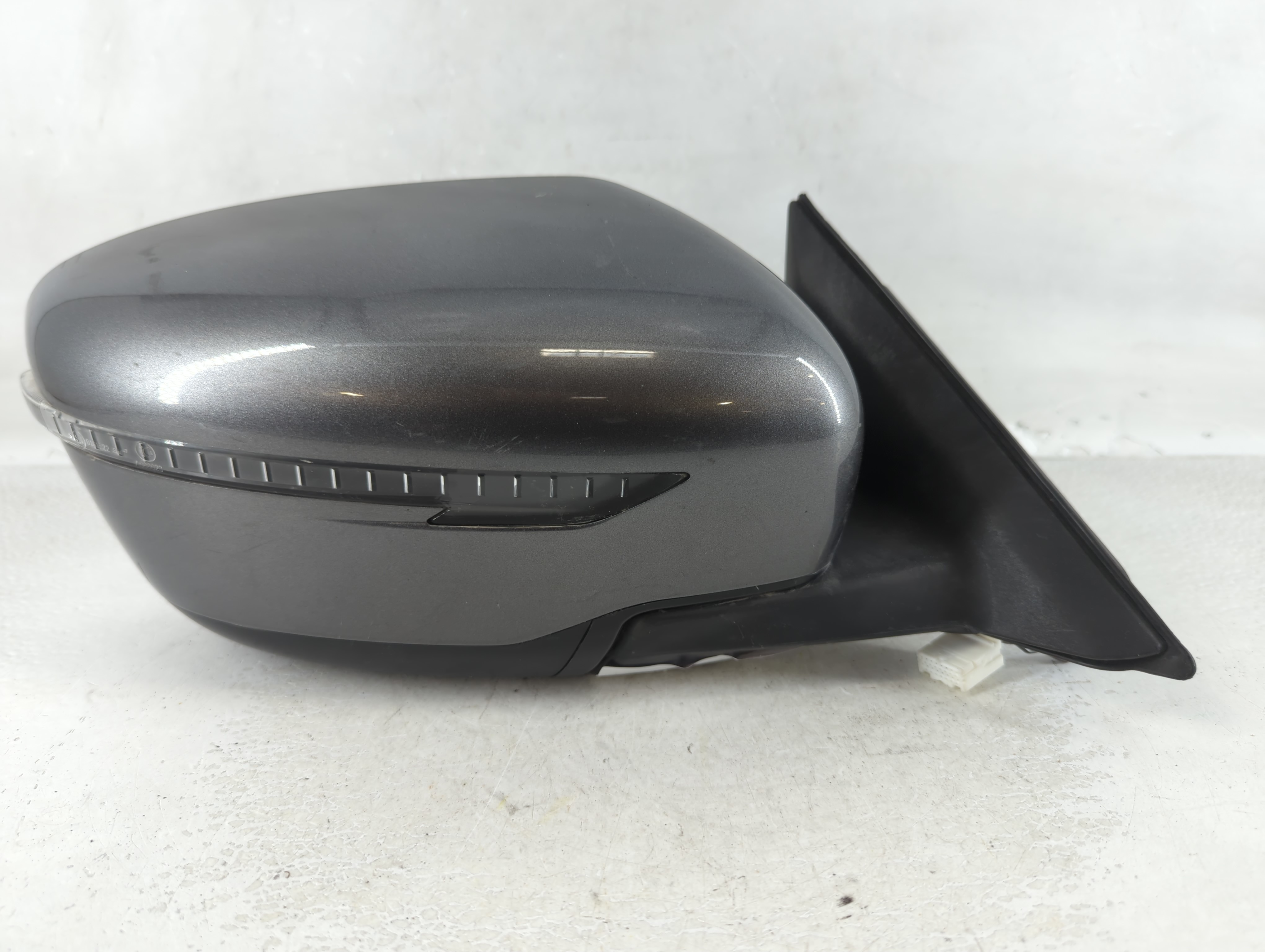 Picture of 2017-2020 Nissan Rogue Passenger Right Side View Power Door Mirror 1079377