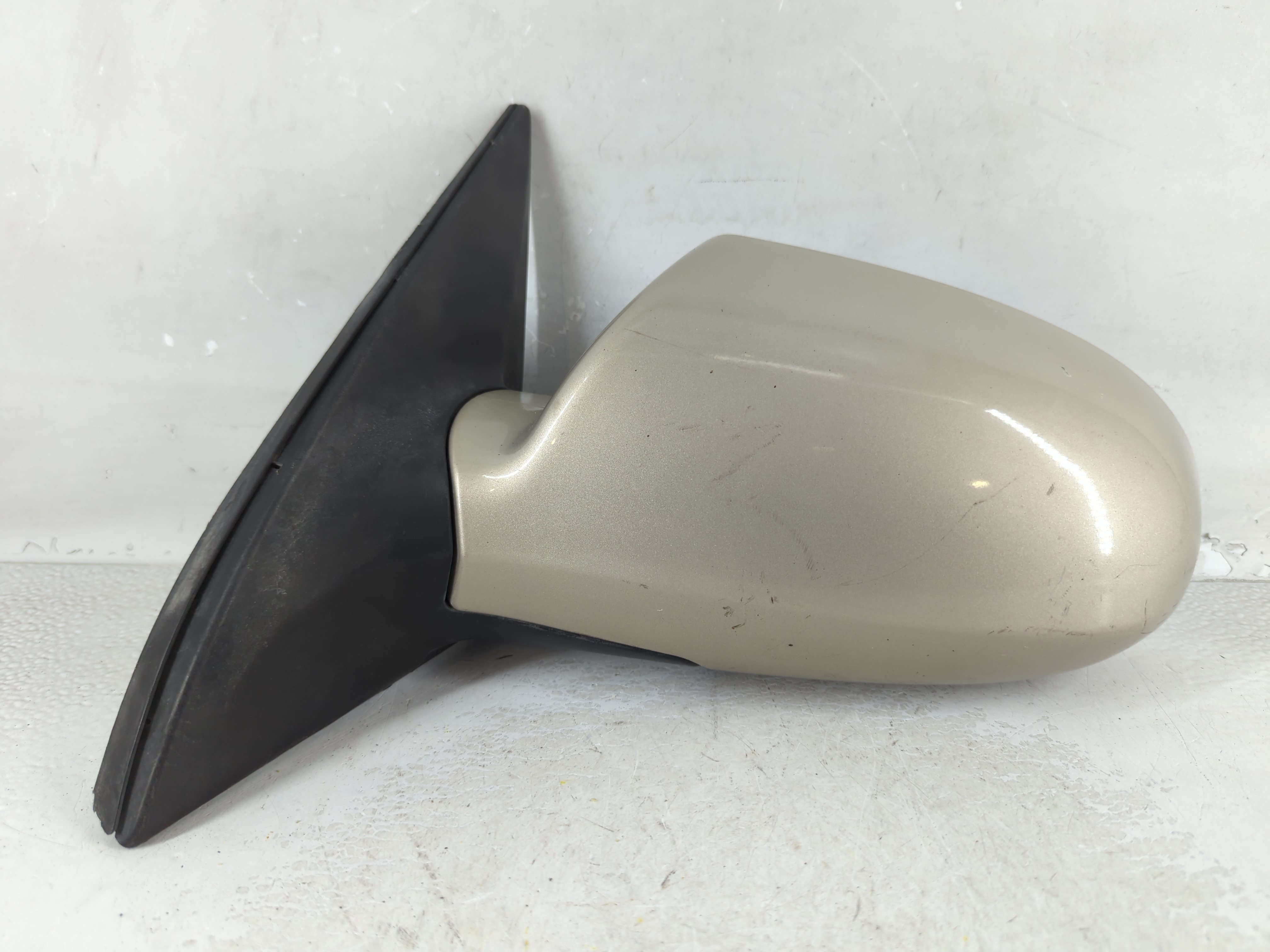 2007-2010 Hyundai Elantra Driver Left Side View Power Door Mirror Ivory 1079381 - Oemusedautoparts1.com
