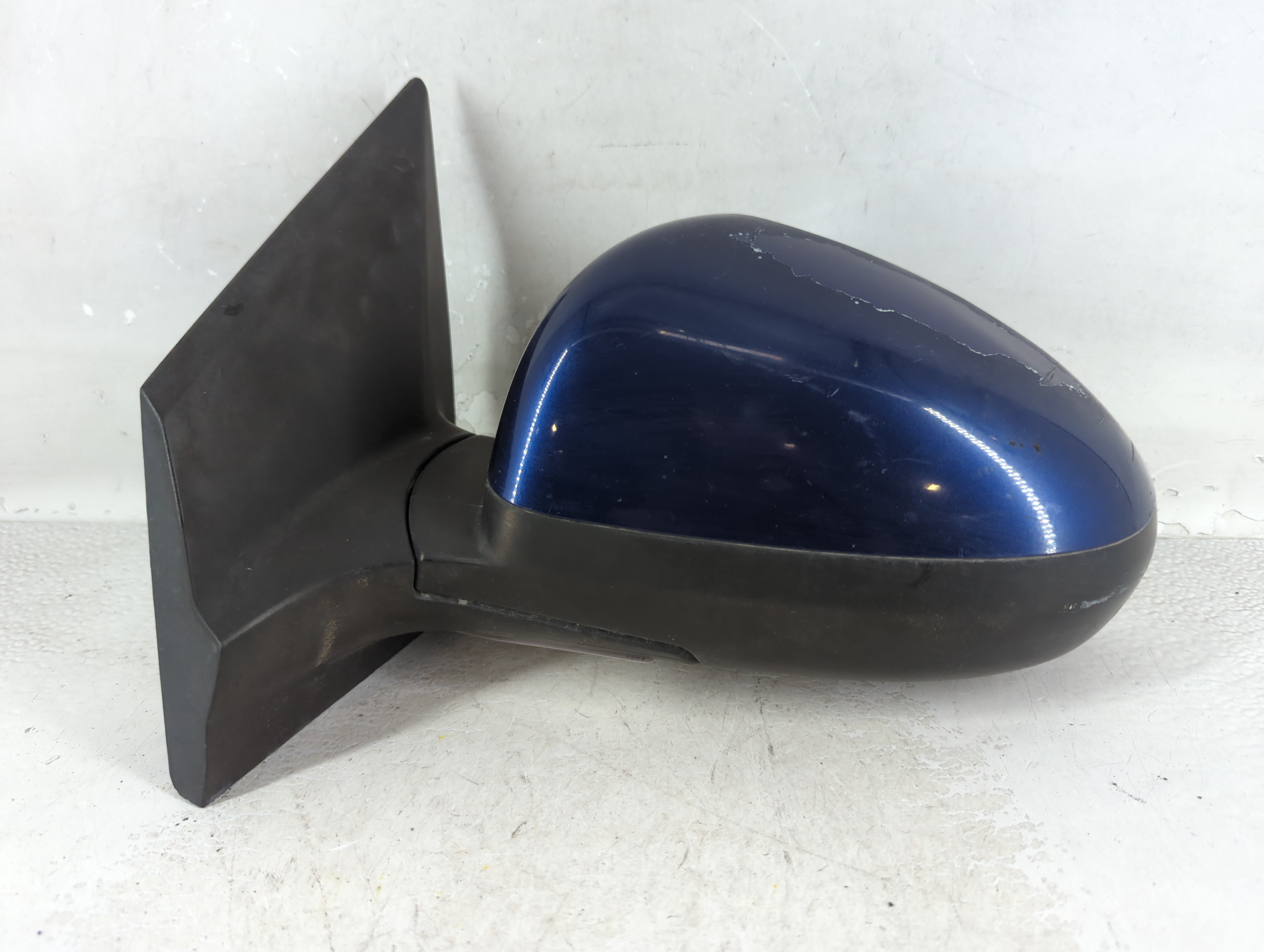 2013-2014 Chevrolet Sonic Driver Left Side View Power Door Mirror 1079392 - Oemusedautoparts1.com