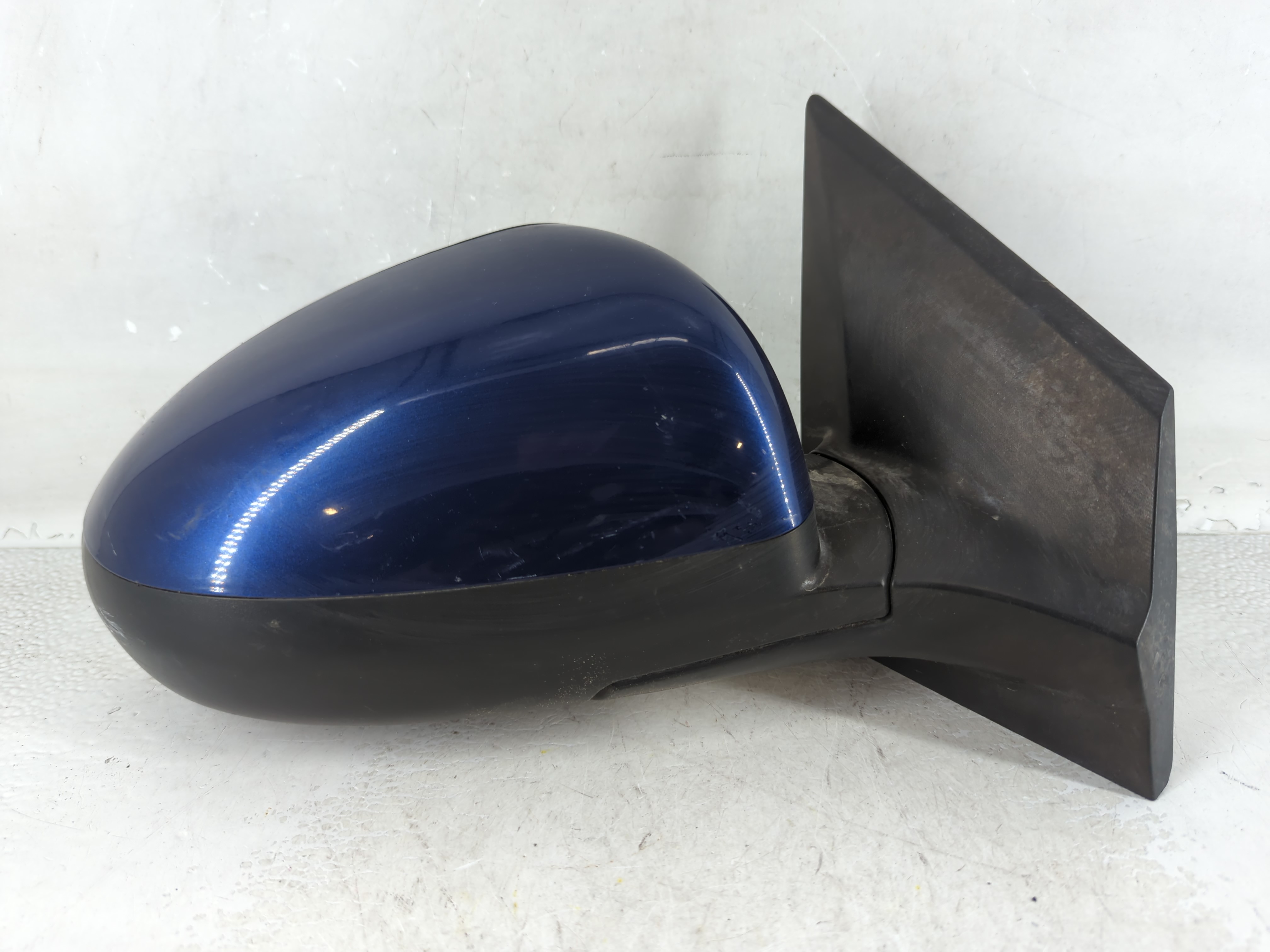 2013-2014 Chevrolet Sonic Passenger Right Side View Power Door Mirror 1079394 - Oemusedautoparts1.com