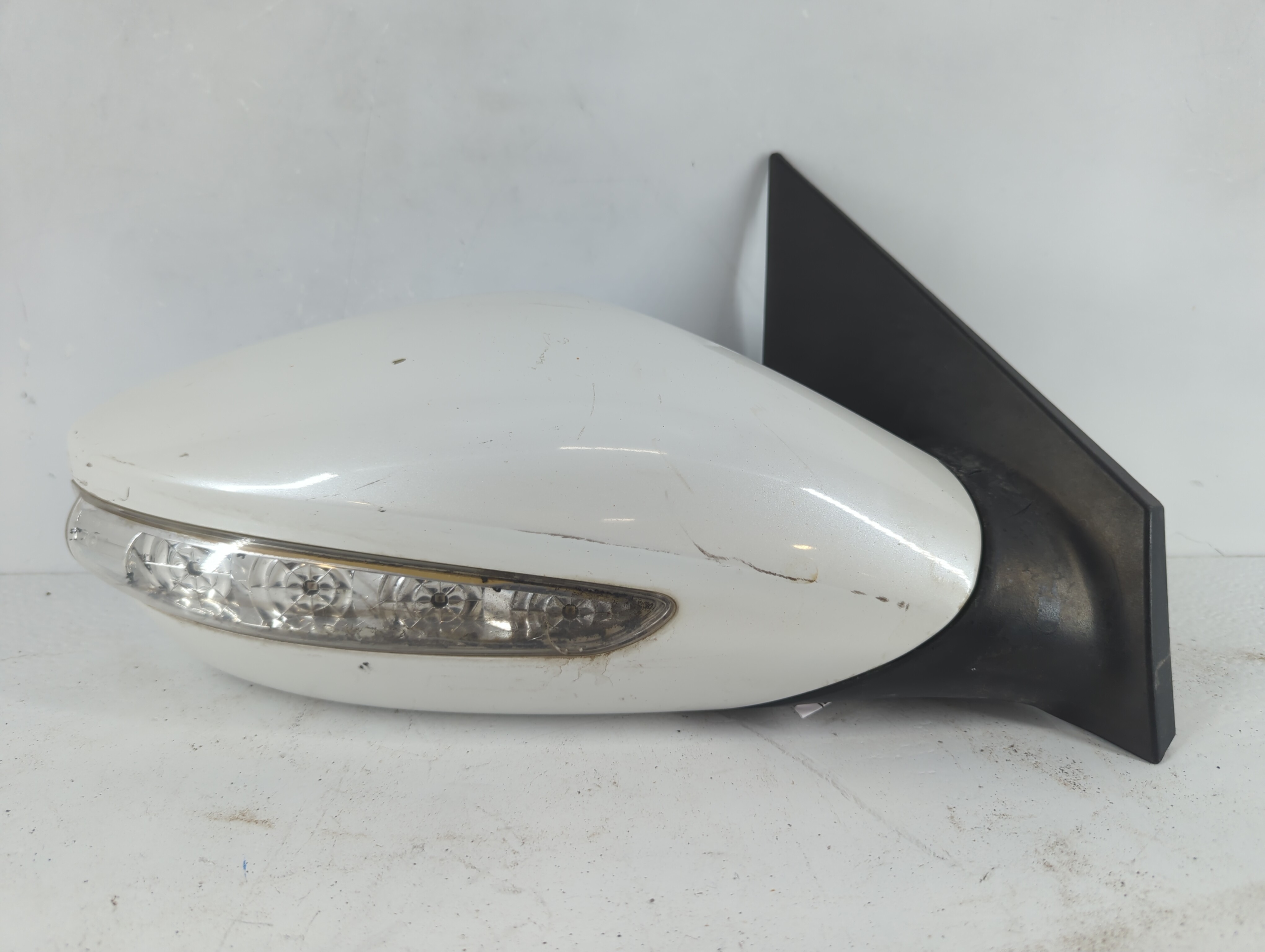 2011-2015 Hyundai Sonata Passenger Right Side View Power Door Mirror 1079411 - Oemusedautoparts1.com