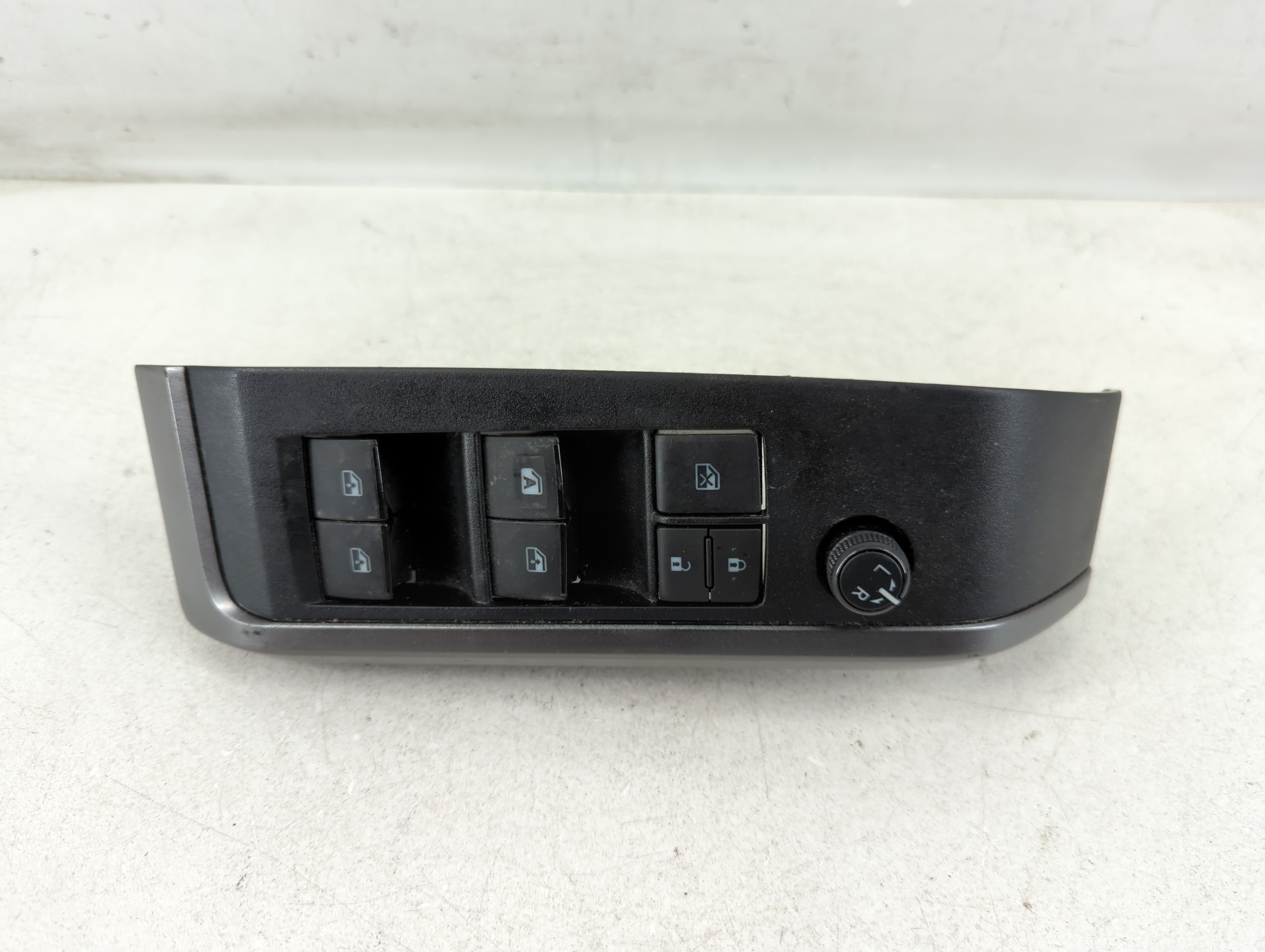 2014-2019 Toyota Highlander Driver Left Door Master Power Window Switch 1079472 - Oemusedautoparts1.com