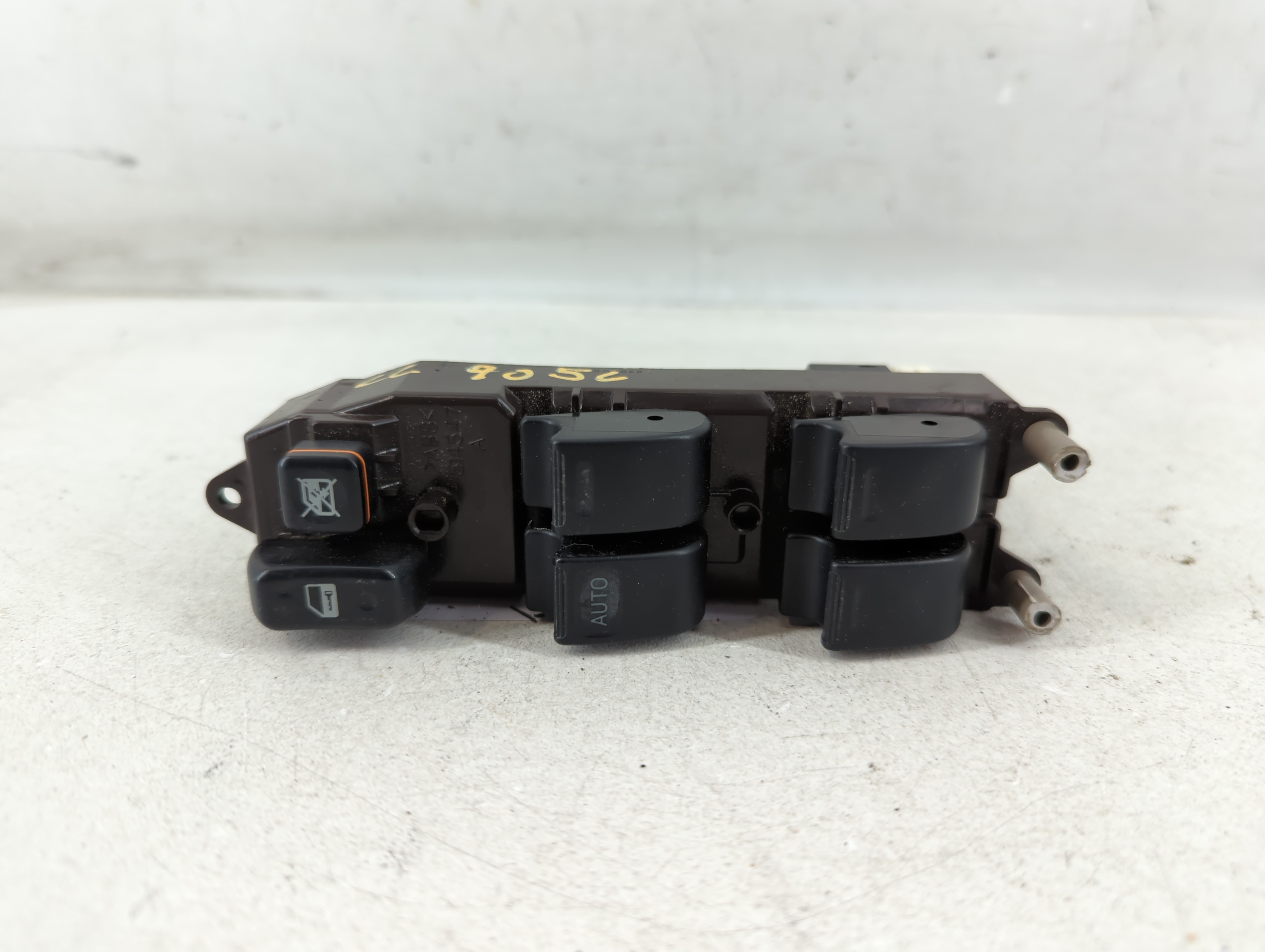 2004-2010 Toyota Sienna Driver Left Door Master Power Window Switch 1079845 - Oemusedautoparts1.com