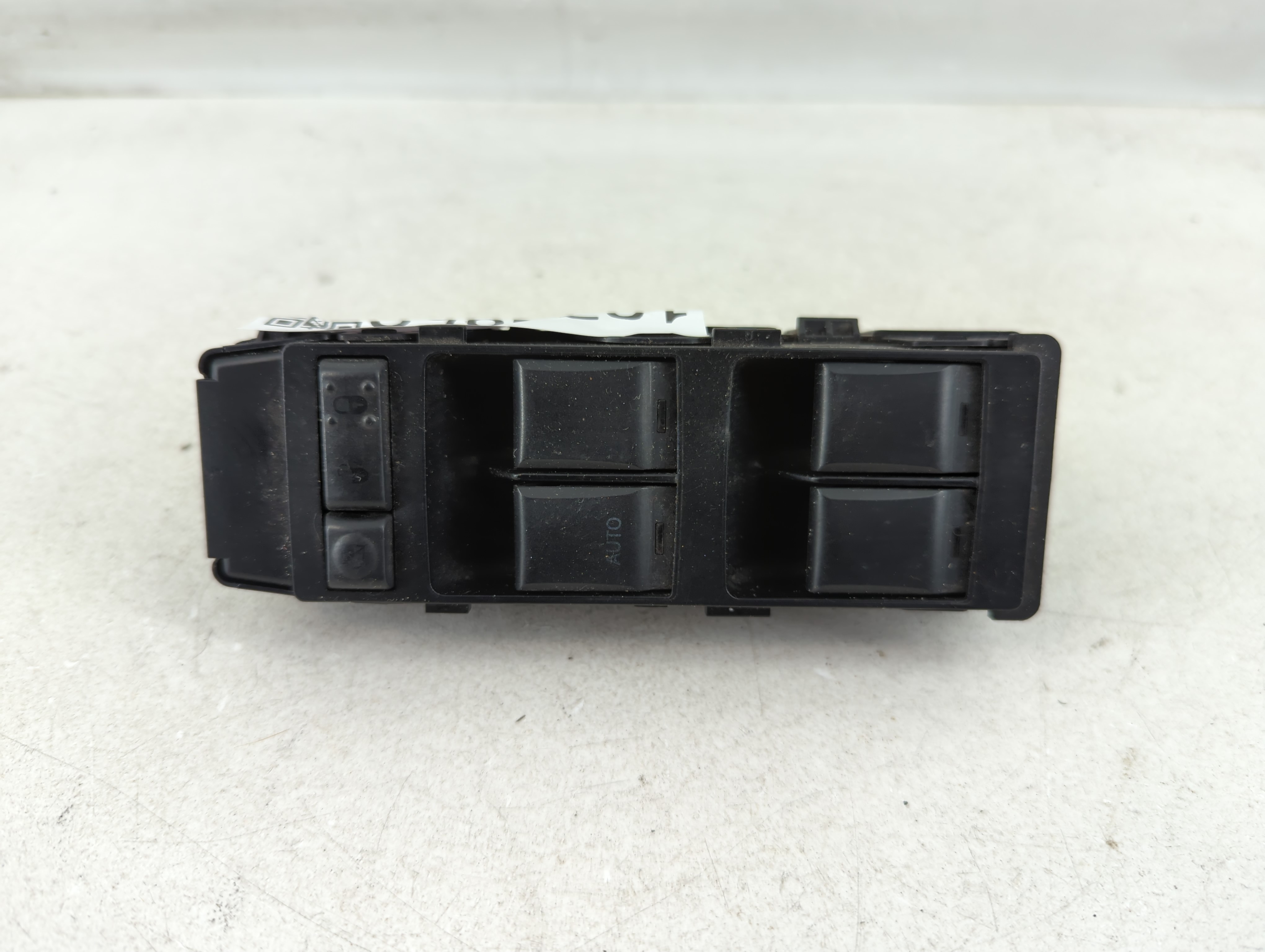 2007-2010 Dodge Caliber Driver Left Door Master Power Window Switch 1079852 - Oemusedautoparts1.com