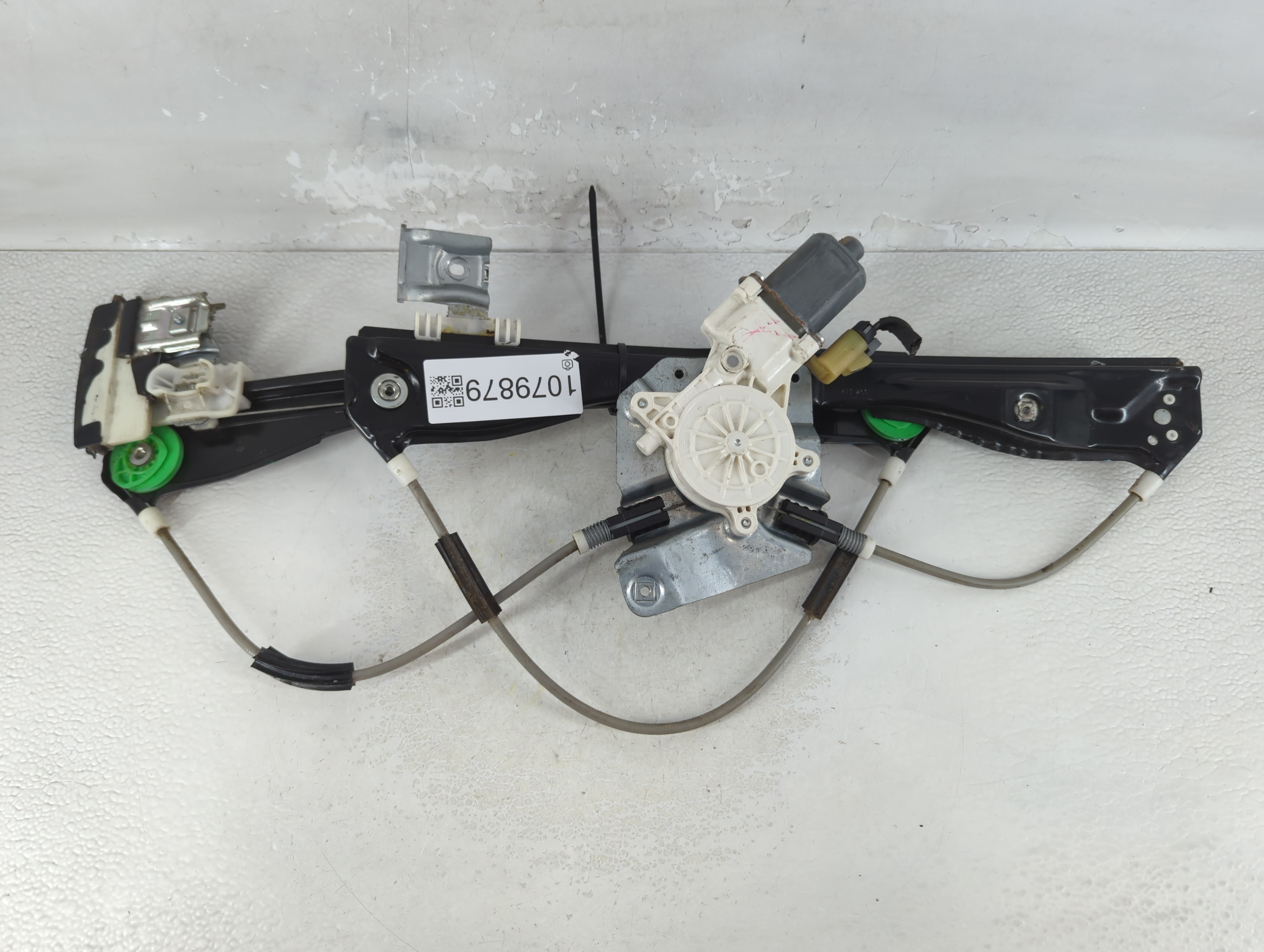 2008-2012 Chevrolet Malibu Driver Left Front Window Regulator 1079879 - Oemusedautoparts1.com
