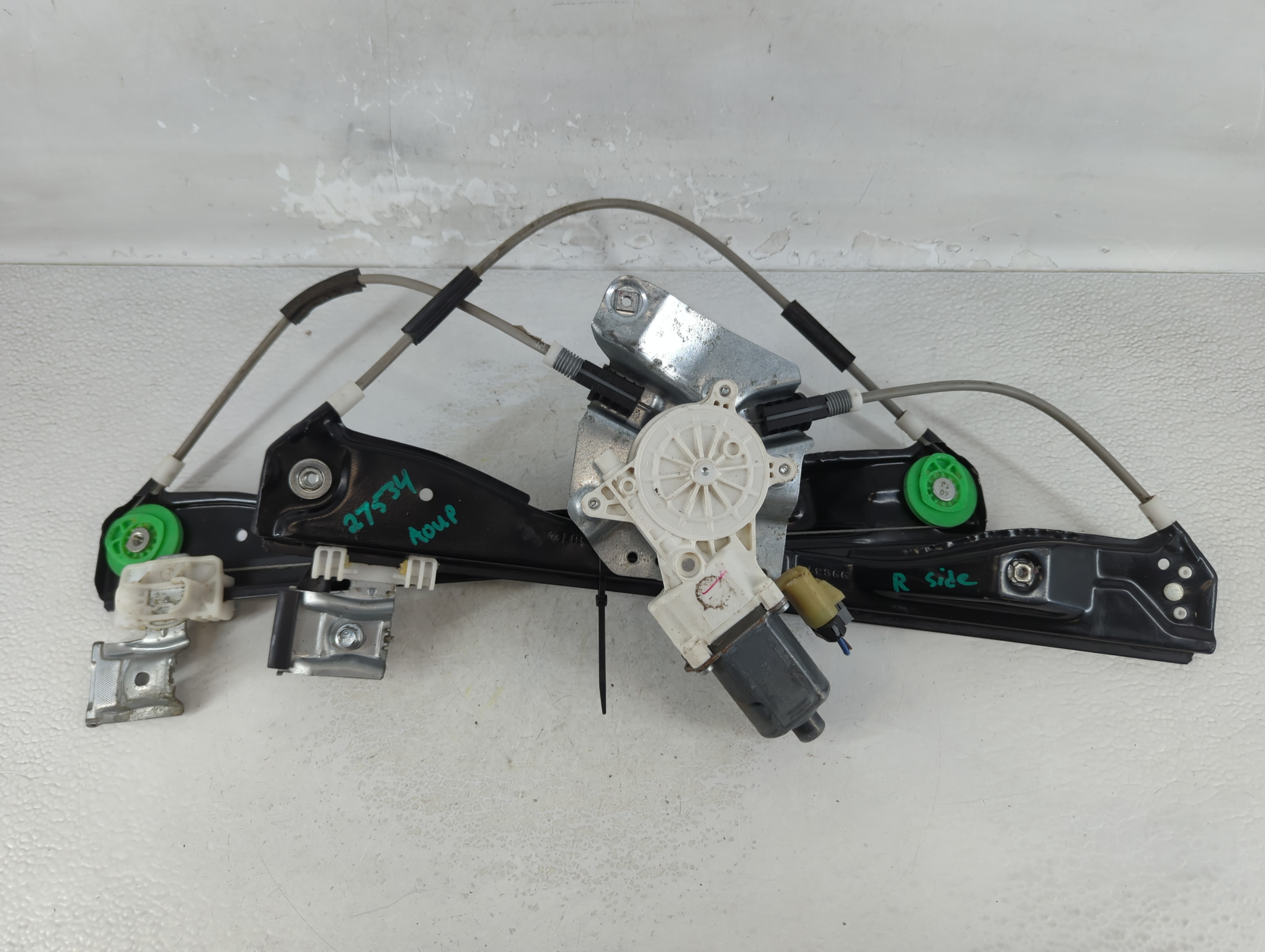 2008-2012 Chevrolet Malibu Driver Left Front Window Regulator 1079881 - Oemusedautoparts1.com
