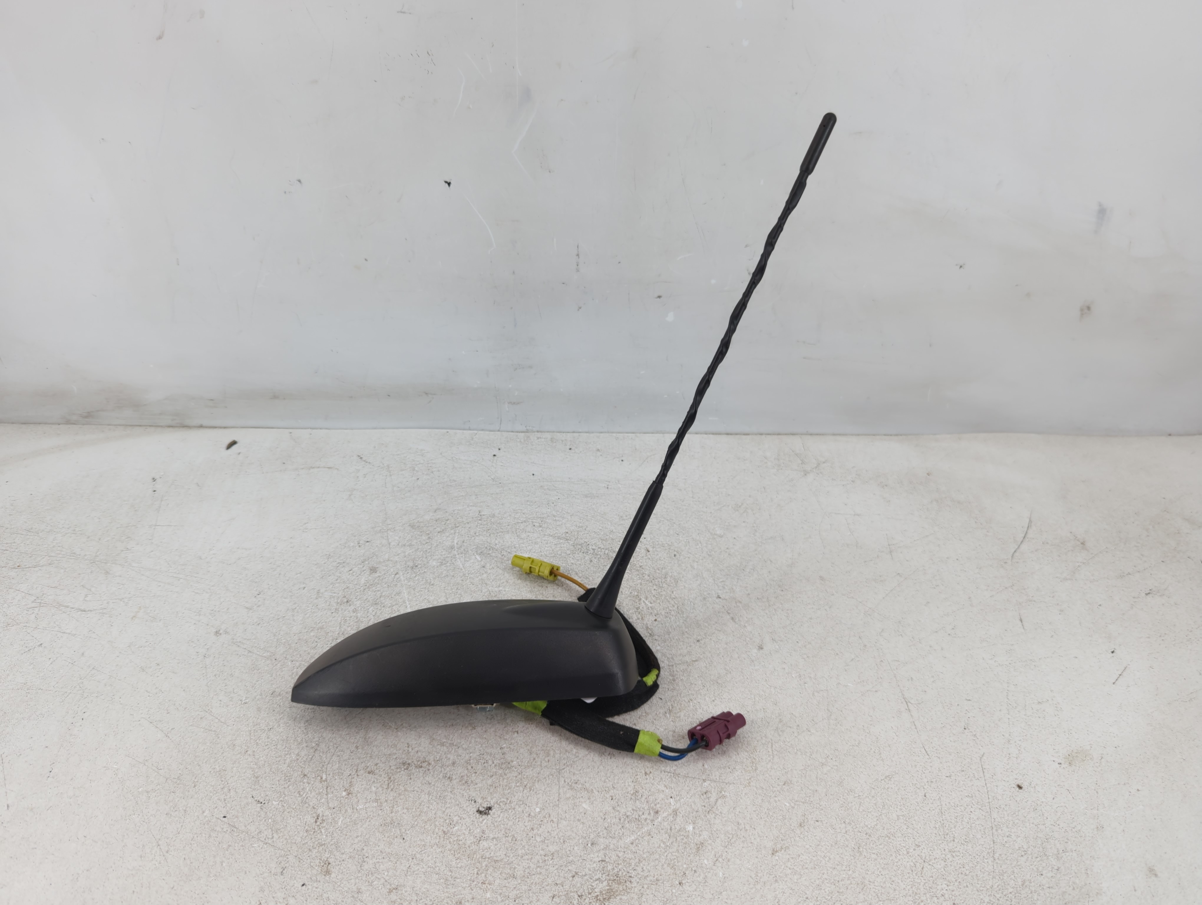 2016 Chevrolet Cruze Limited Antenna - Oem 1079903 - Oemusedautoparts1.com