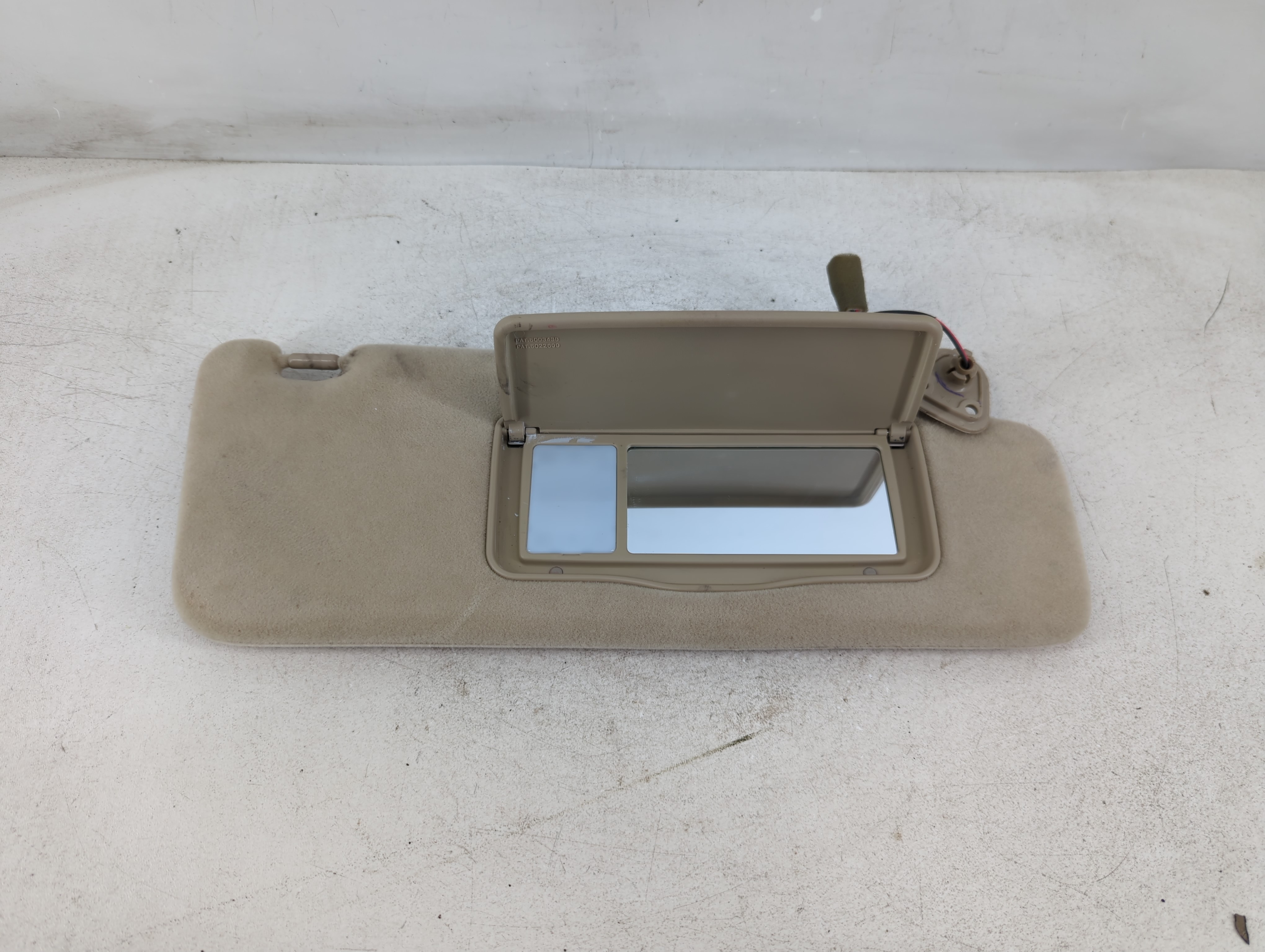 2003 Lexus Rx300 Passenger Sun Visor Mirror Right Sunvisor Grey 1079912 - Oemusedautoparts1.com