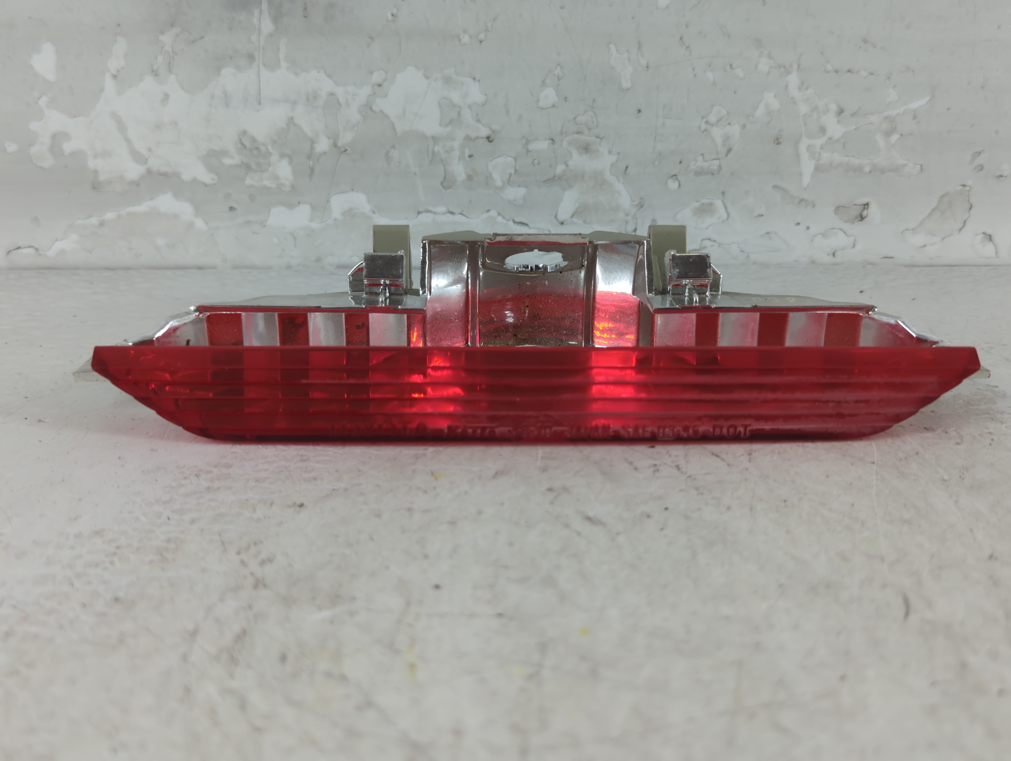 1996 Chevrolet Astro Third Brake Light Tail Light 1079930 - Oemusedautoparts1.com