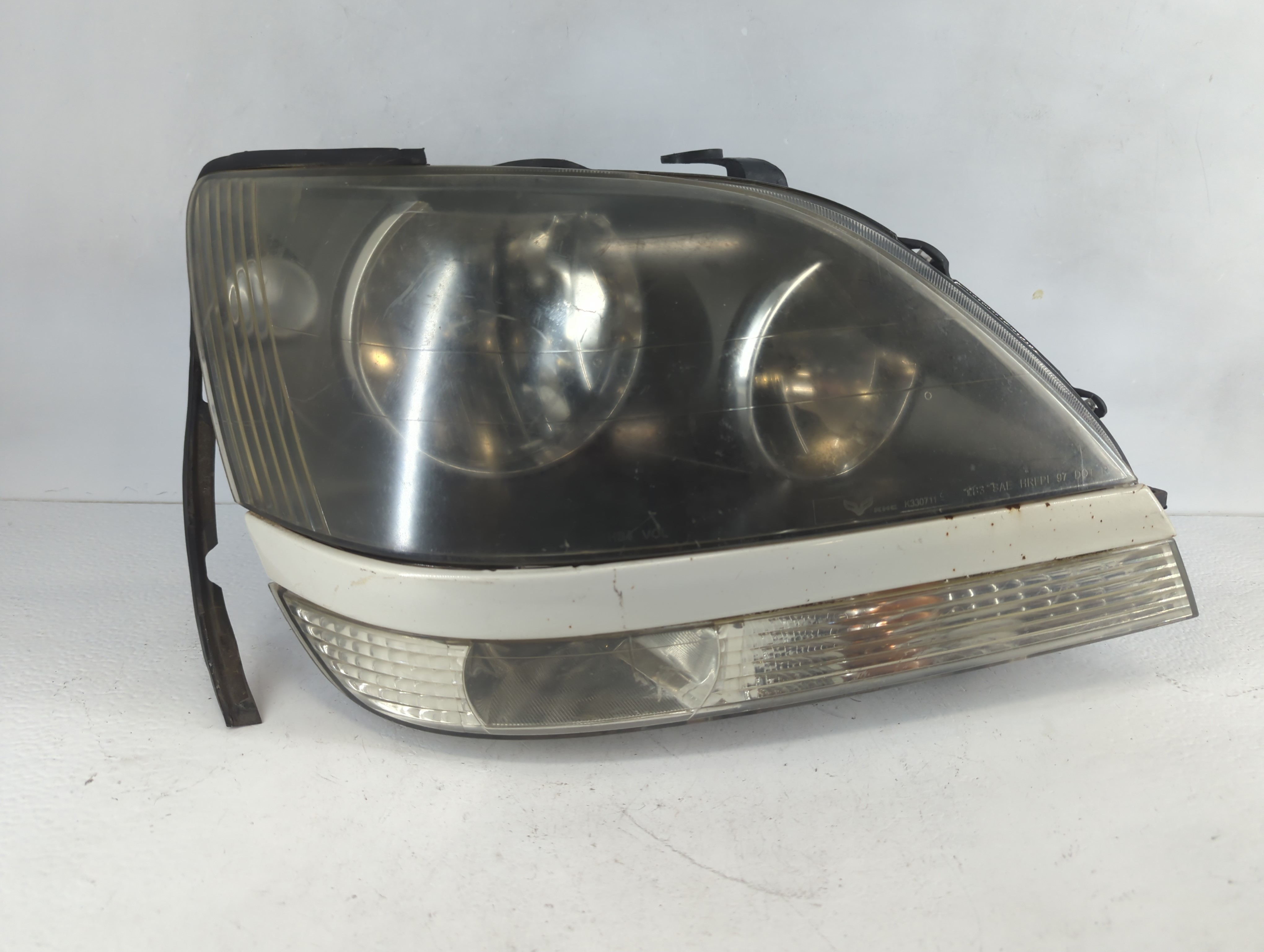 1999-2003 Lexus Rx300 Driver Left Oem Head Light Headlight Lamp 1080622 - Oemusedautoparts1.com