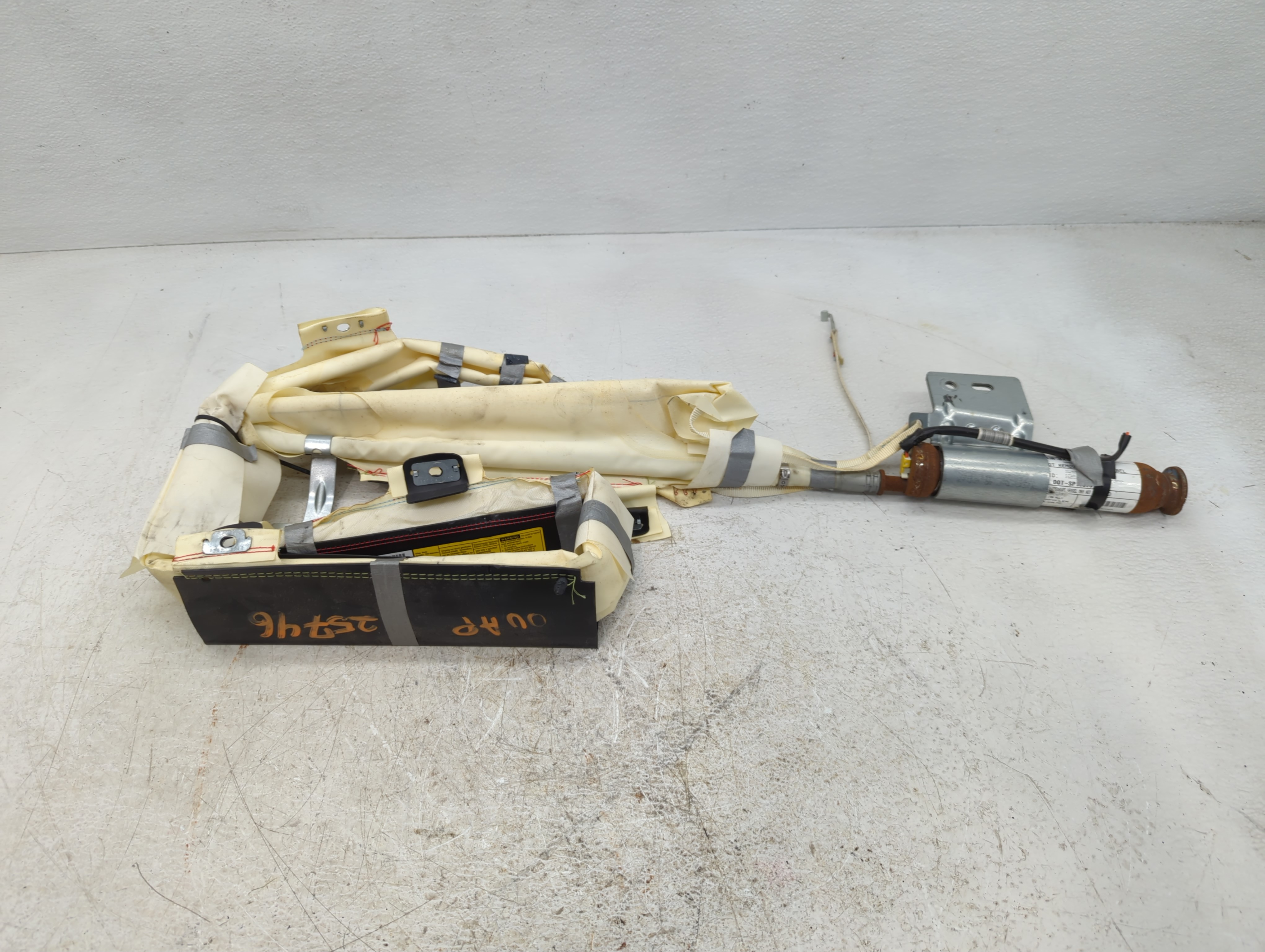 2010-2011 Jeep Liberty Passenger Curtain Air Bag Oem 1080629 - Oemusedautoparts1.com