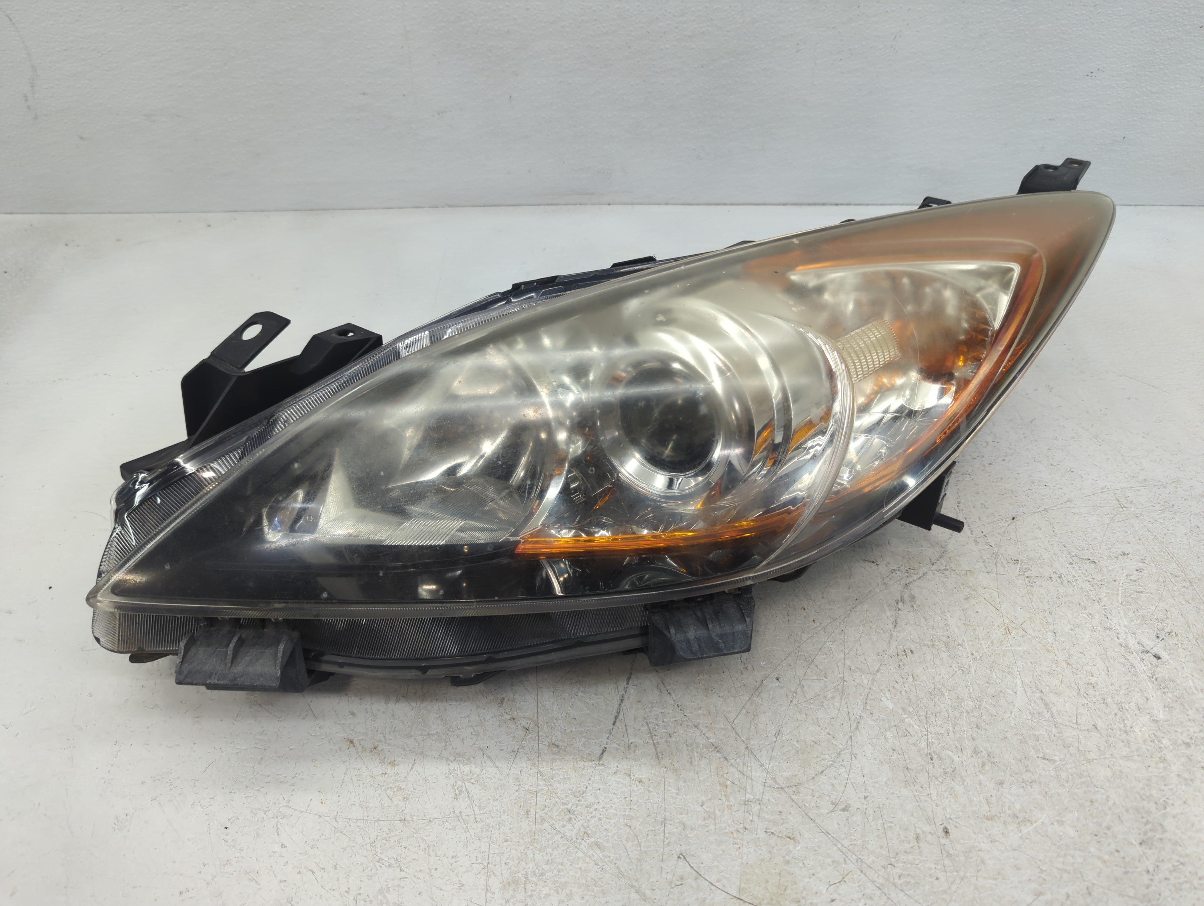 2012-2013 Mazda 3 Driver Left Oem Head Light Headlight Lamp 1080700 - Oemusedautoparts1.com