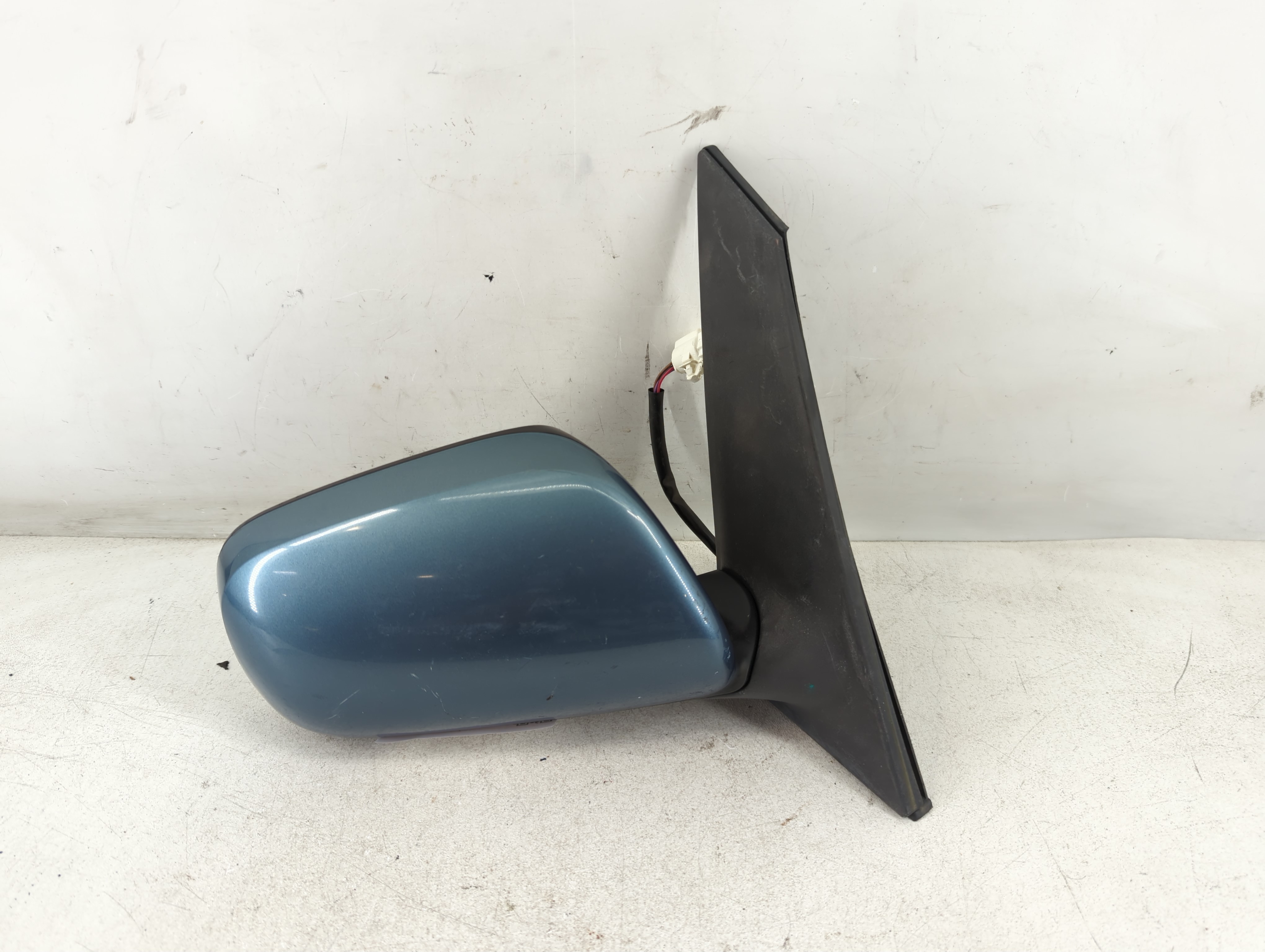 2008-2009 Toyota Prius Passenger Right Side View Power Door Mirror Blue 1080711 - Oemusedautoparts1.com