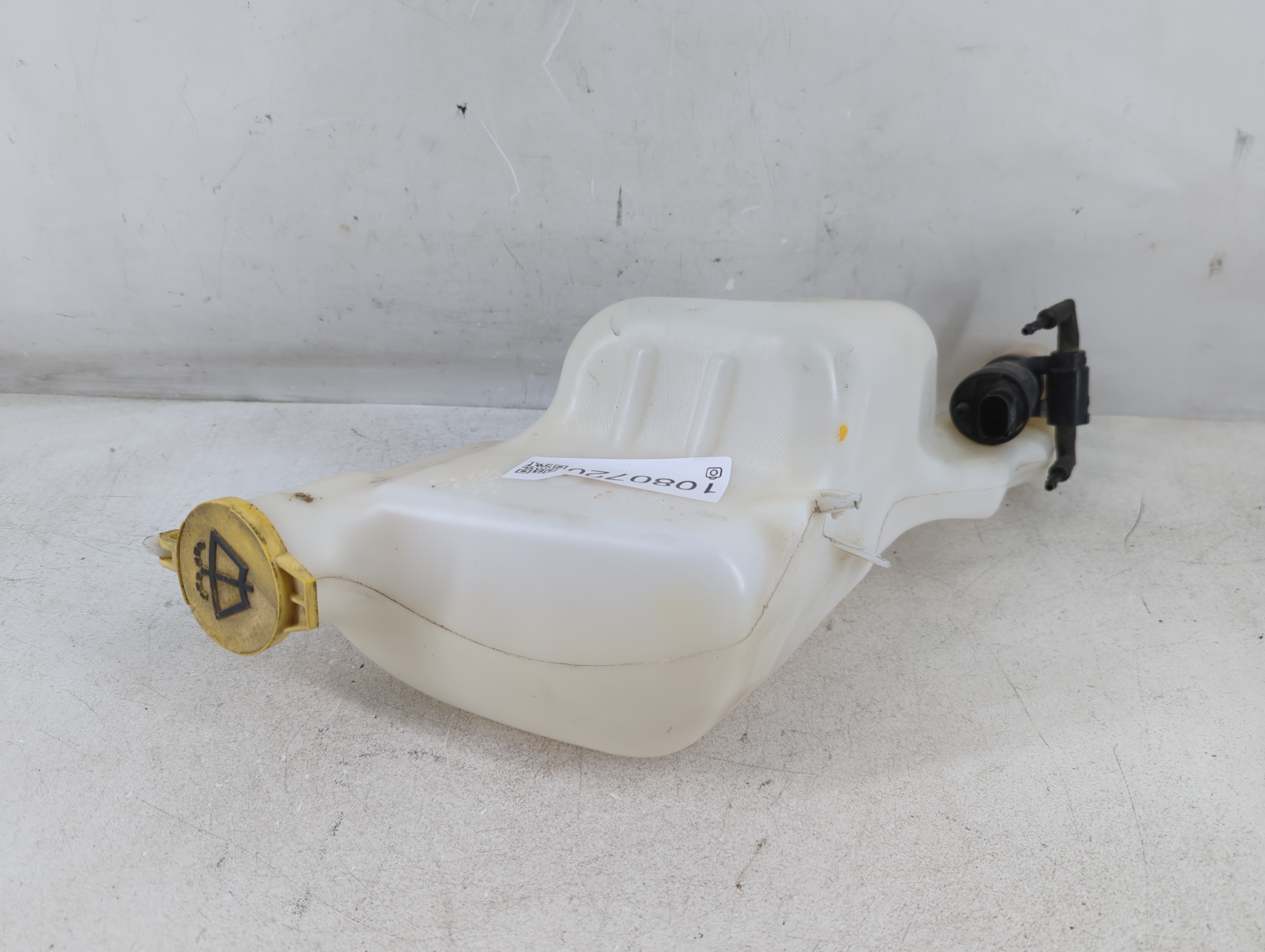 2007-2012 Dodge Caliber Windshield Washer Fluid Reservoir Bottle Oem 1080720 - Oemusedautoparts1.com