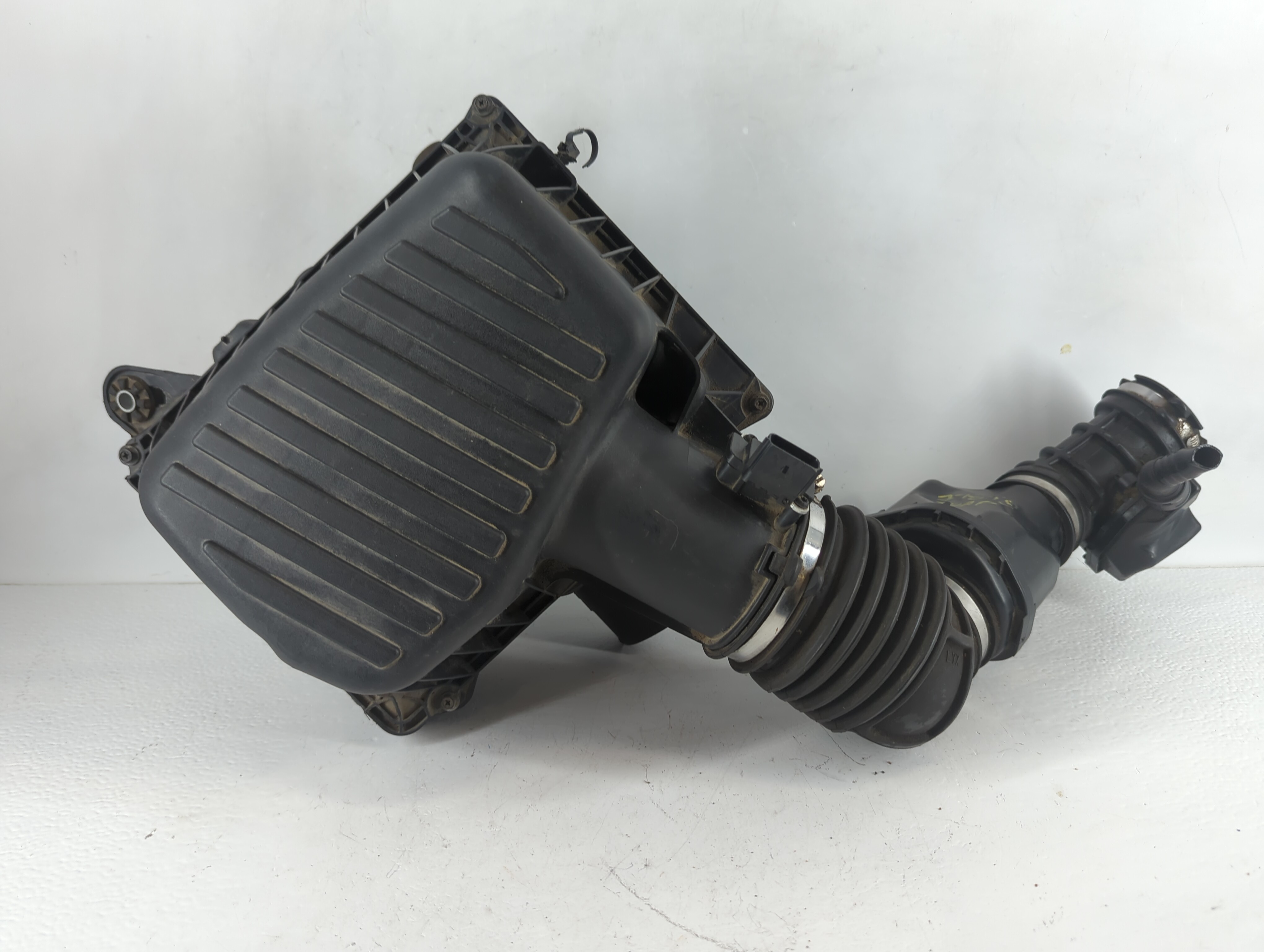 2018-2022 Chevrolet Equinox Air Cleaner Intake-duct Hose Tube 1080846 - Oemusedautoparts1.com