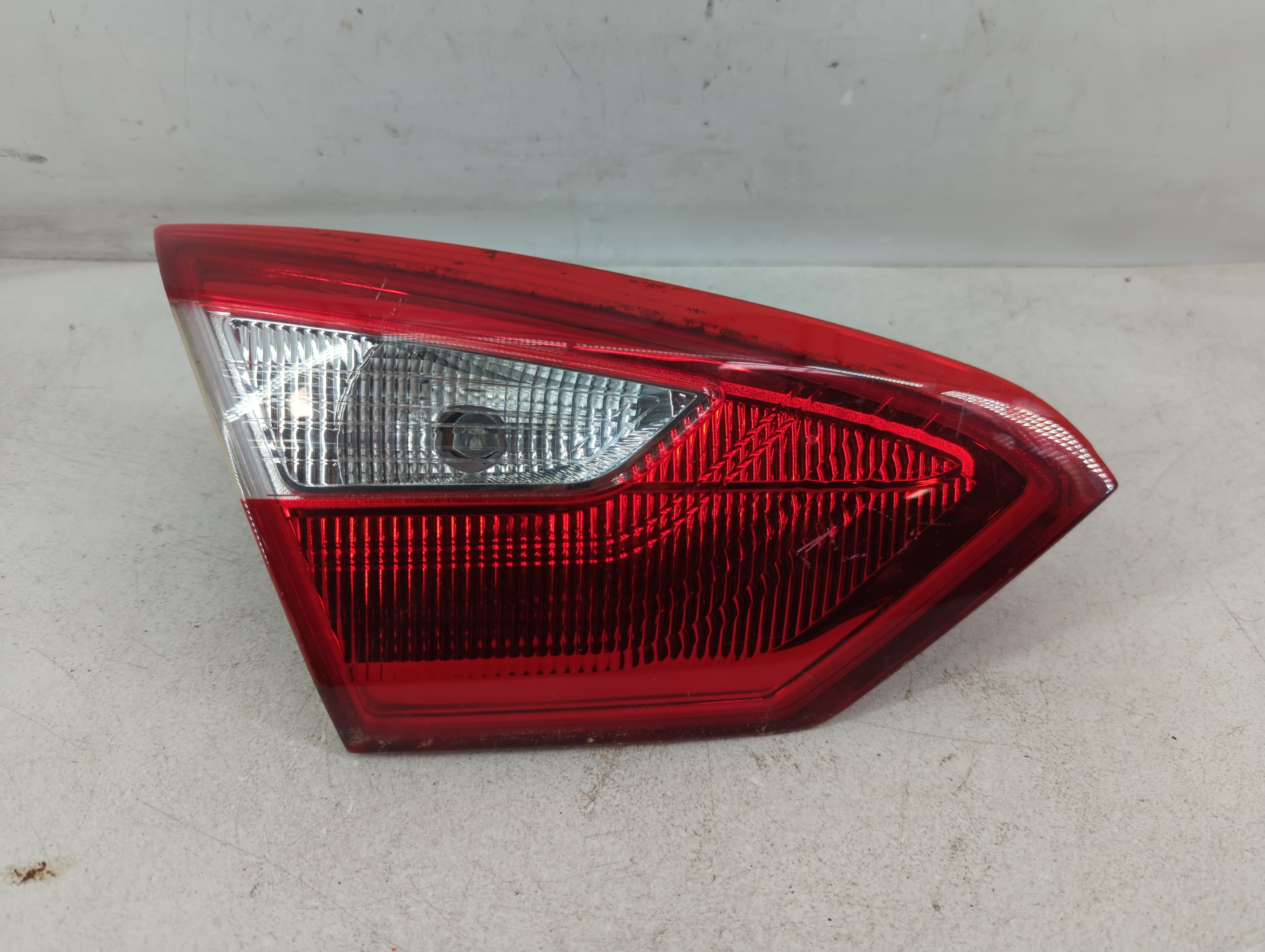 2012-2014 Ford Focus Driver Left Side Tail Light Taillight Oem 1080888 - Oemusedautoparts1.com