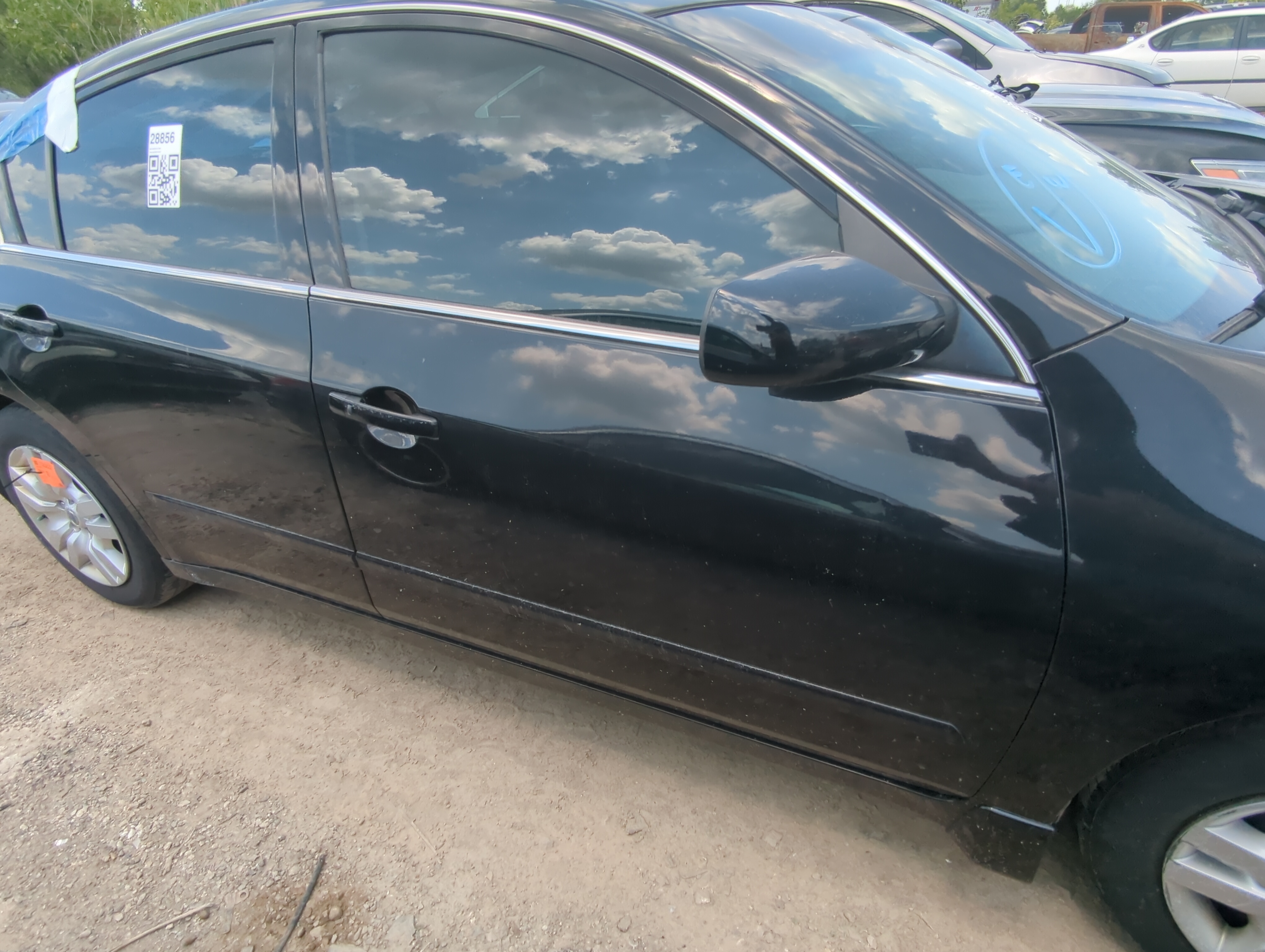 2011-2012 Nissan Altima Passenger Front Door Oem 1081203 - Oemusedautoparts1.com