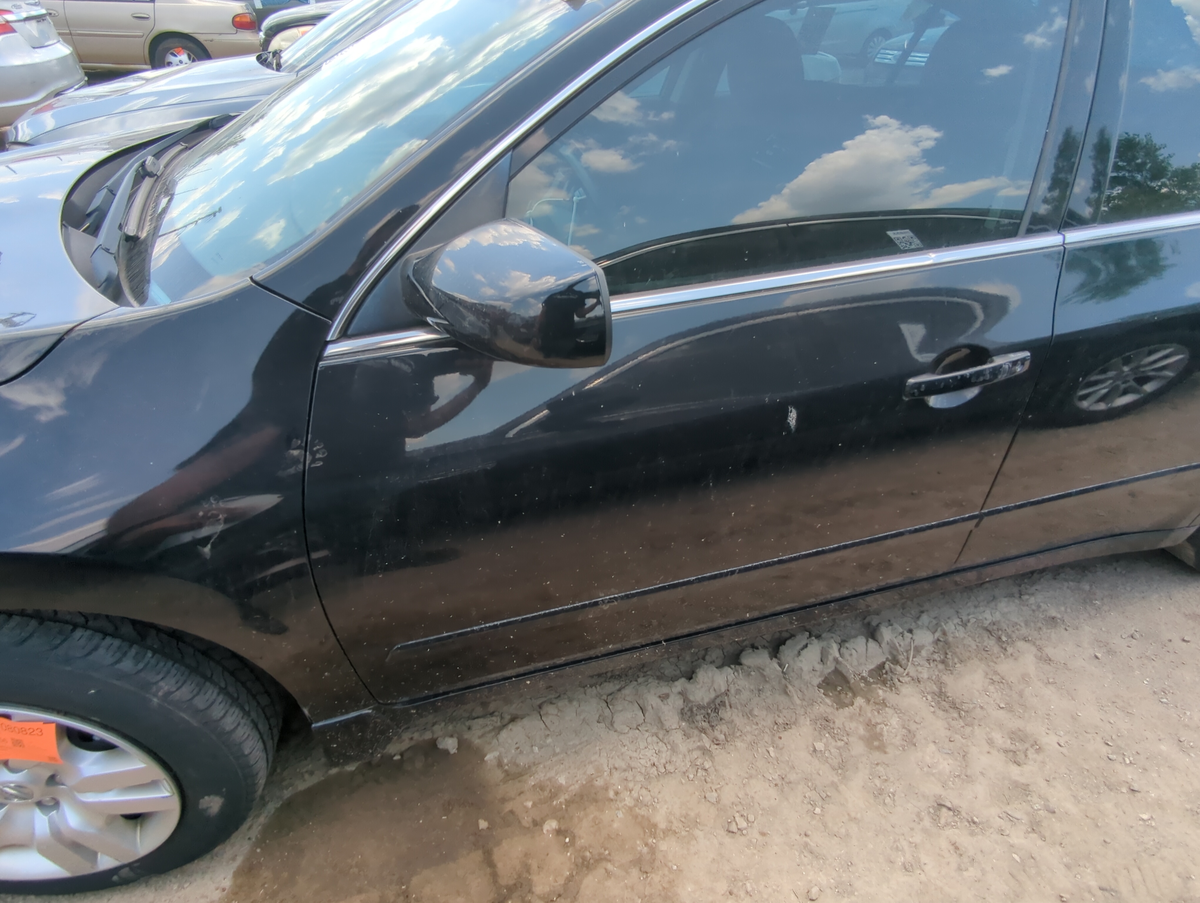 2011-2012 Nissan Altima Driver Front Door Oem 1081232 - Oemusedautoparts1.com